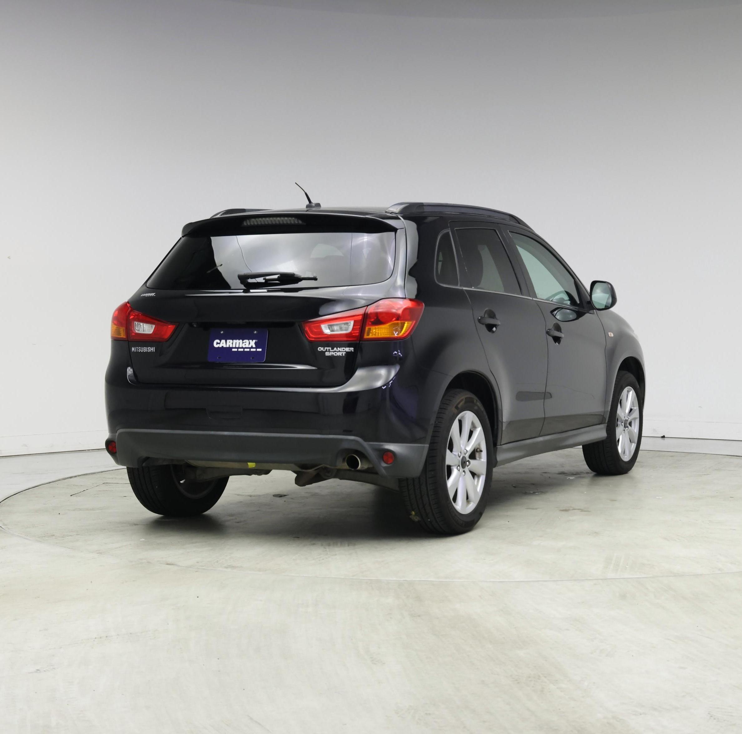 Thumbnail: 2015 Mitsubishi Outlander Sport - 8