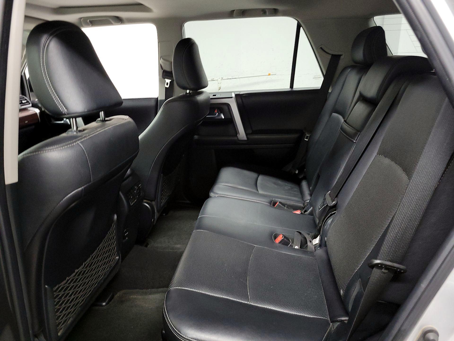 Thumbnail: 2018 Toyota 4Runner - 18