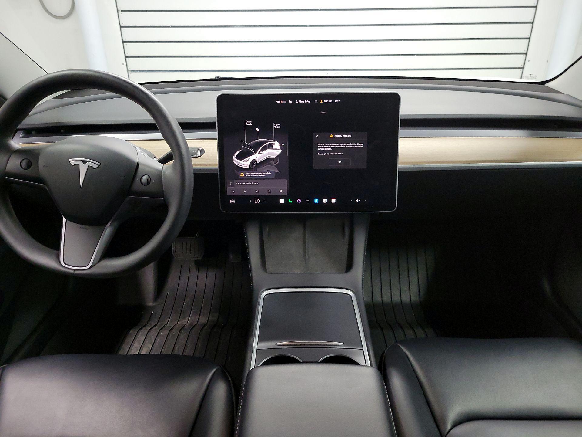 Thumbnail: 2023 Tesla Model 3 - 9