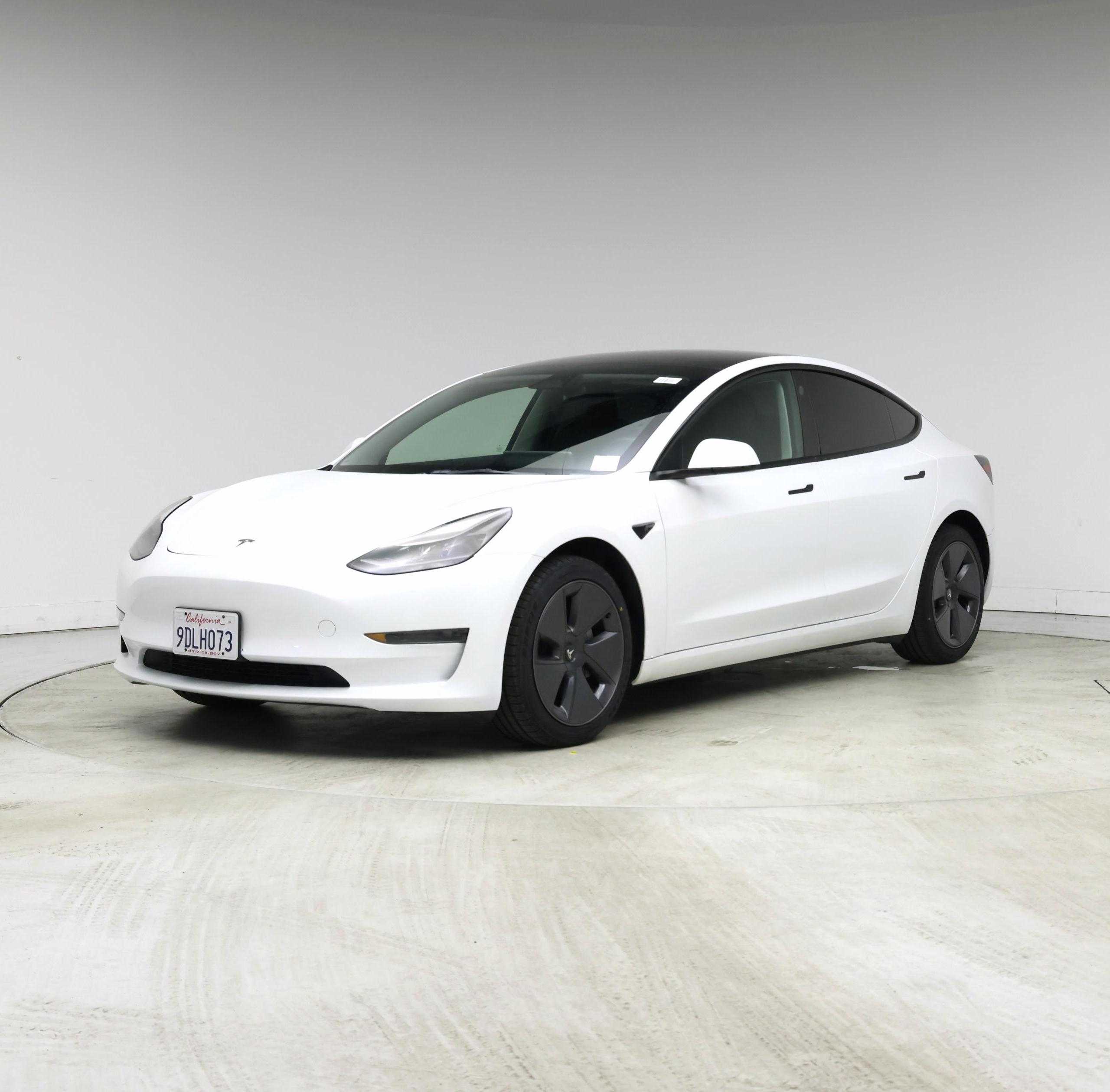 Thumbnail: 2023 Tesla Model 3 - 4