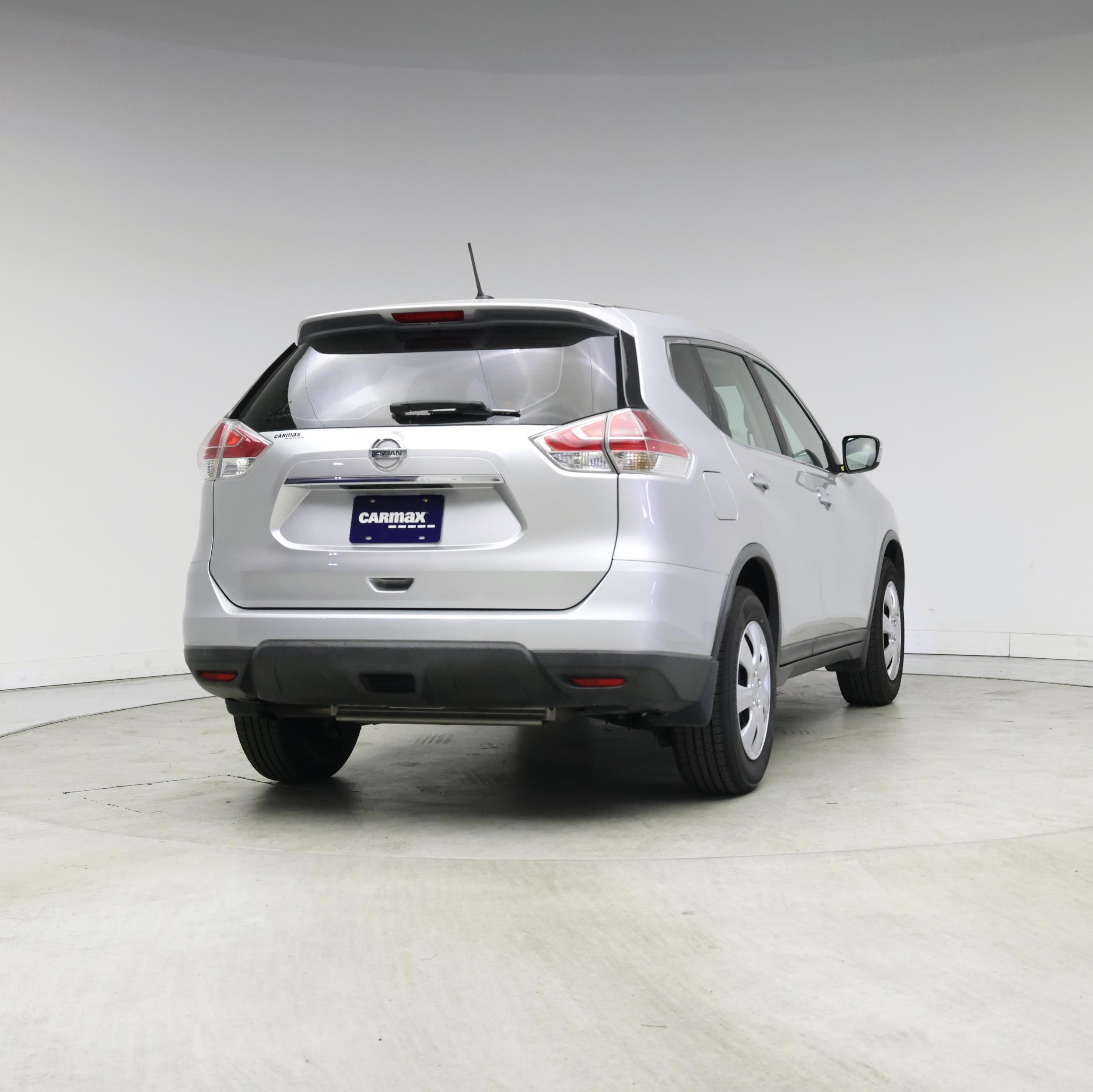Thumbnail: 2015 Nissan Rogue - 8
