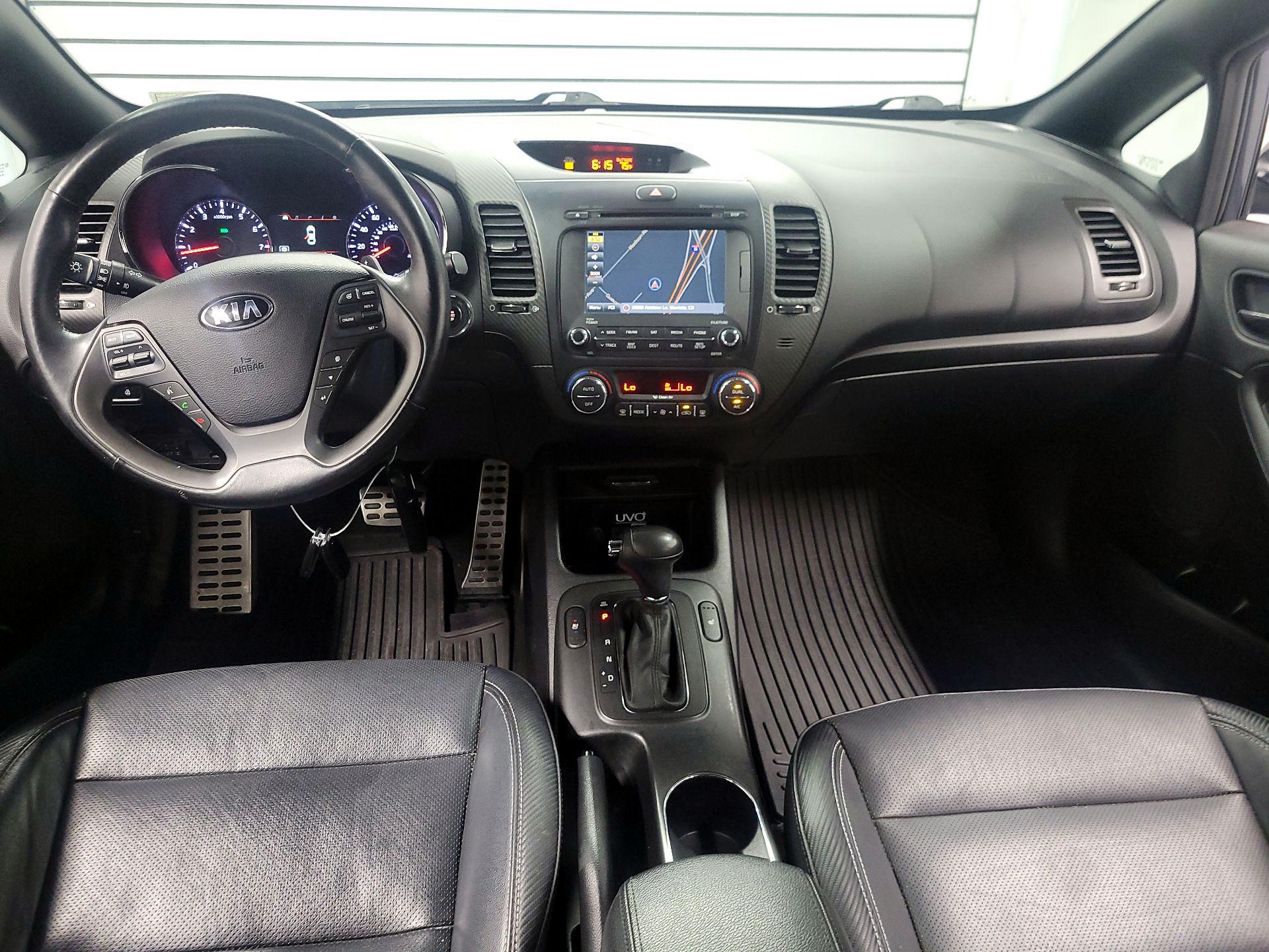 Thumbnail: 2015 Kia Forte - 9