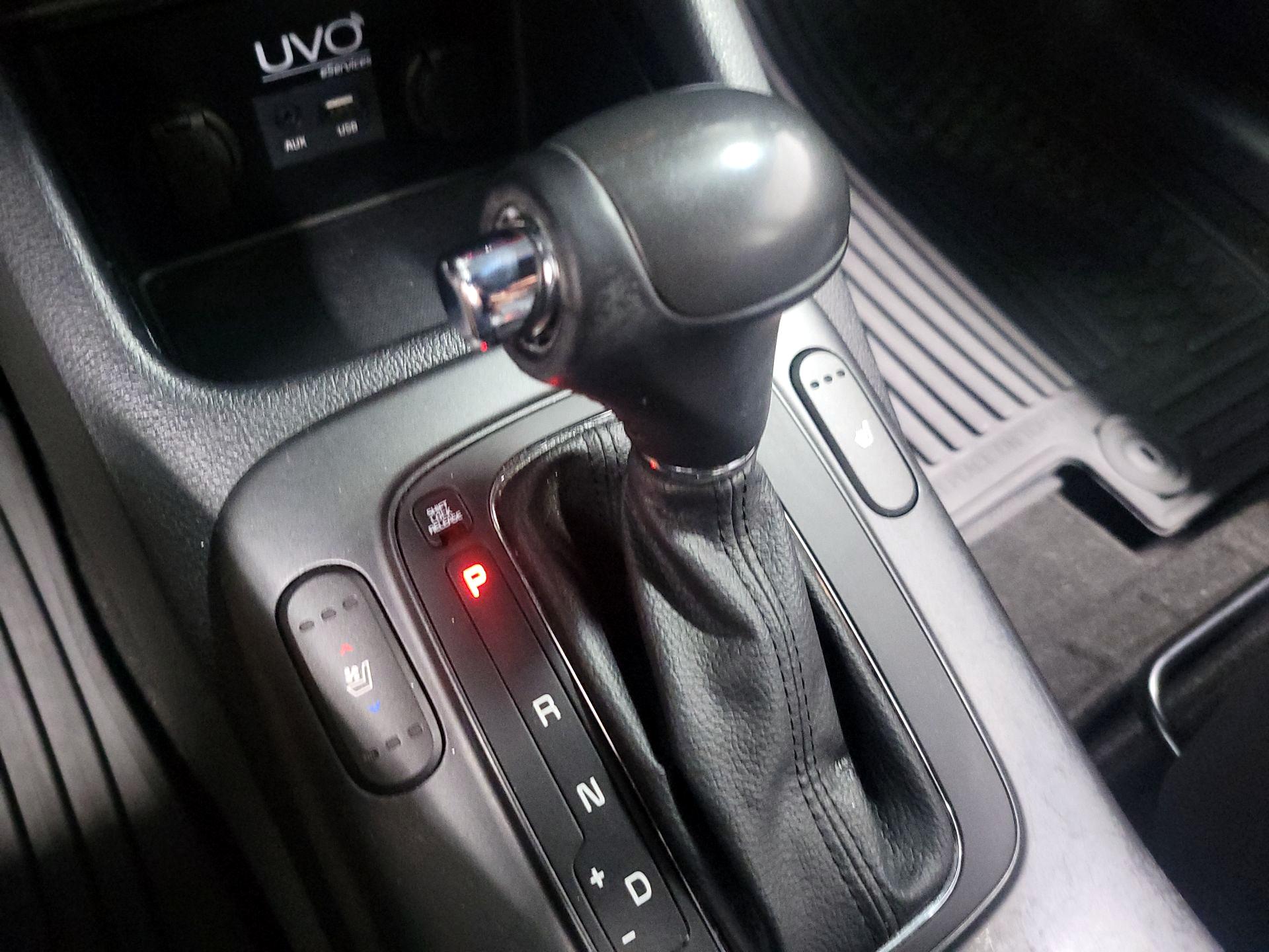 Thumbnail: 2015 Kia Forte - 15