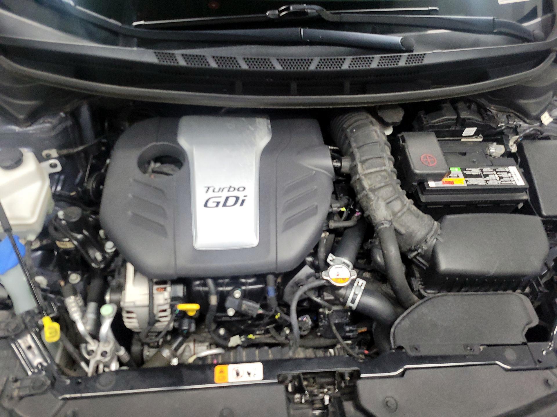 Thumbnail: 2015 Kia Forte - 18