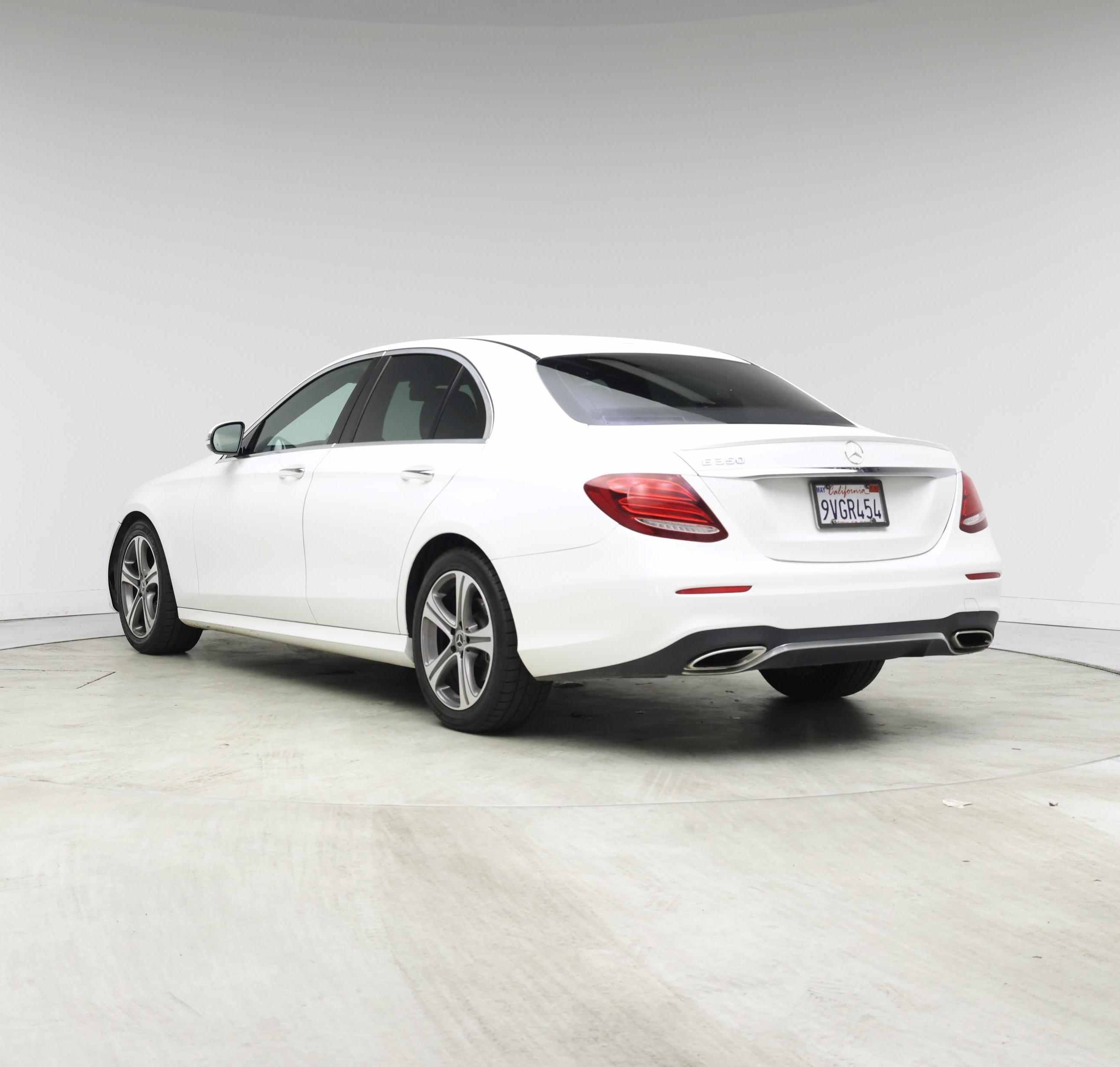 Thumbnail: 2020 Mercedes-Benz E-Class - 2