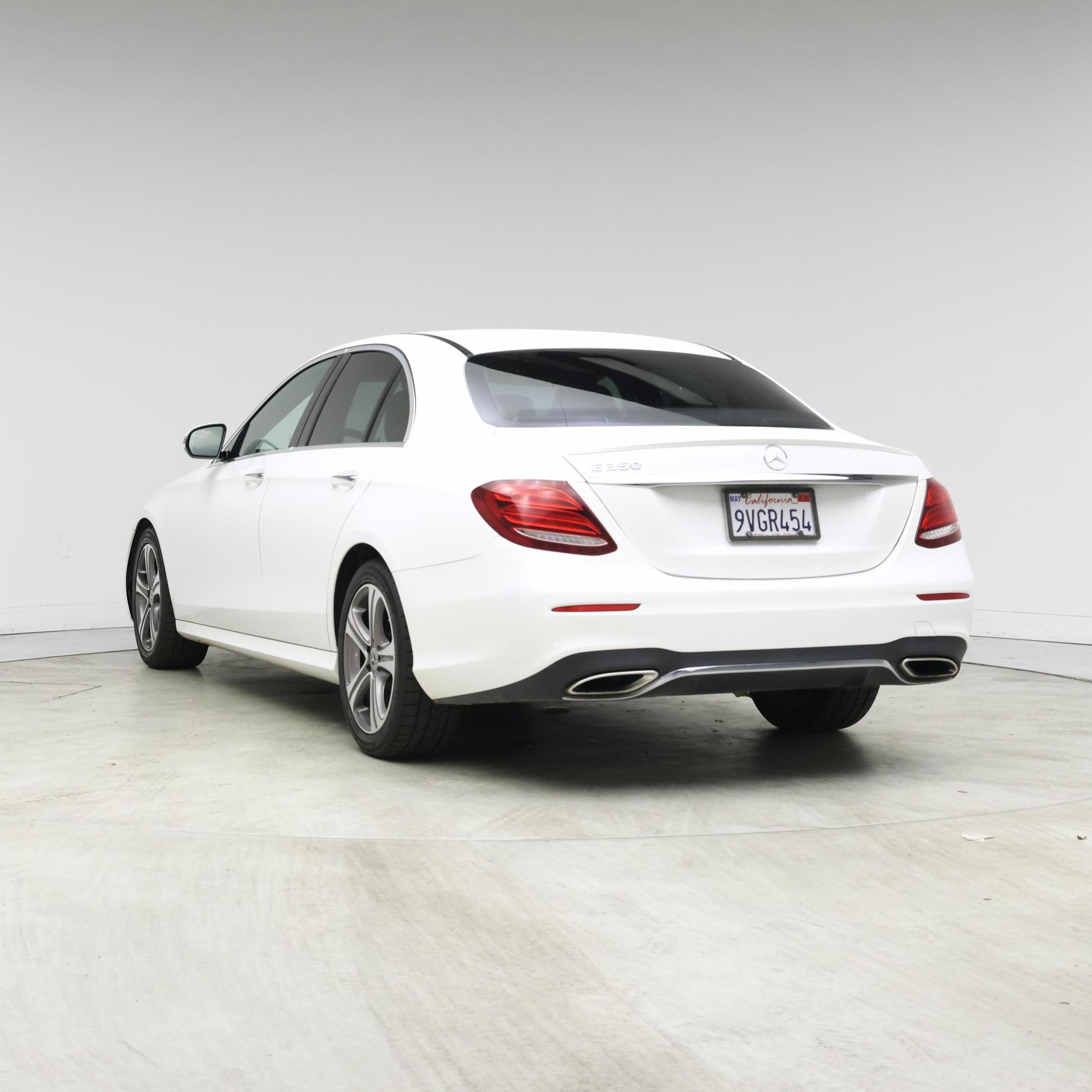 Thumbnail: 2020 Mercedes-Benz E-Class - 6