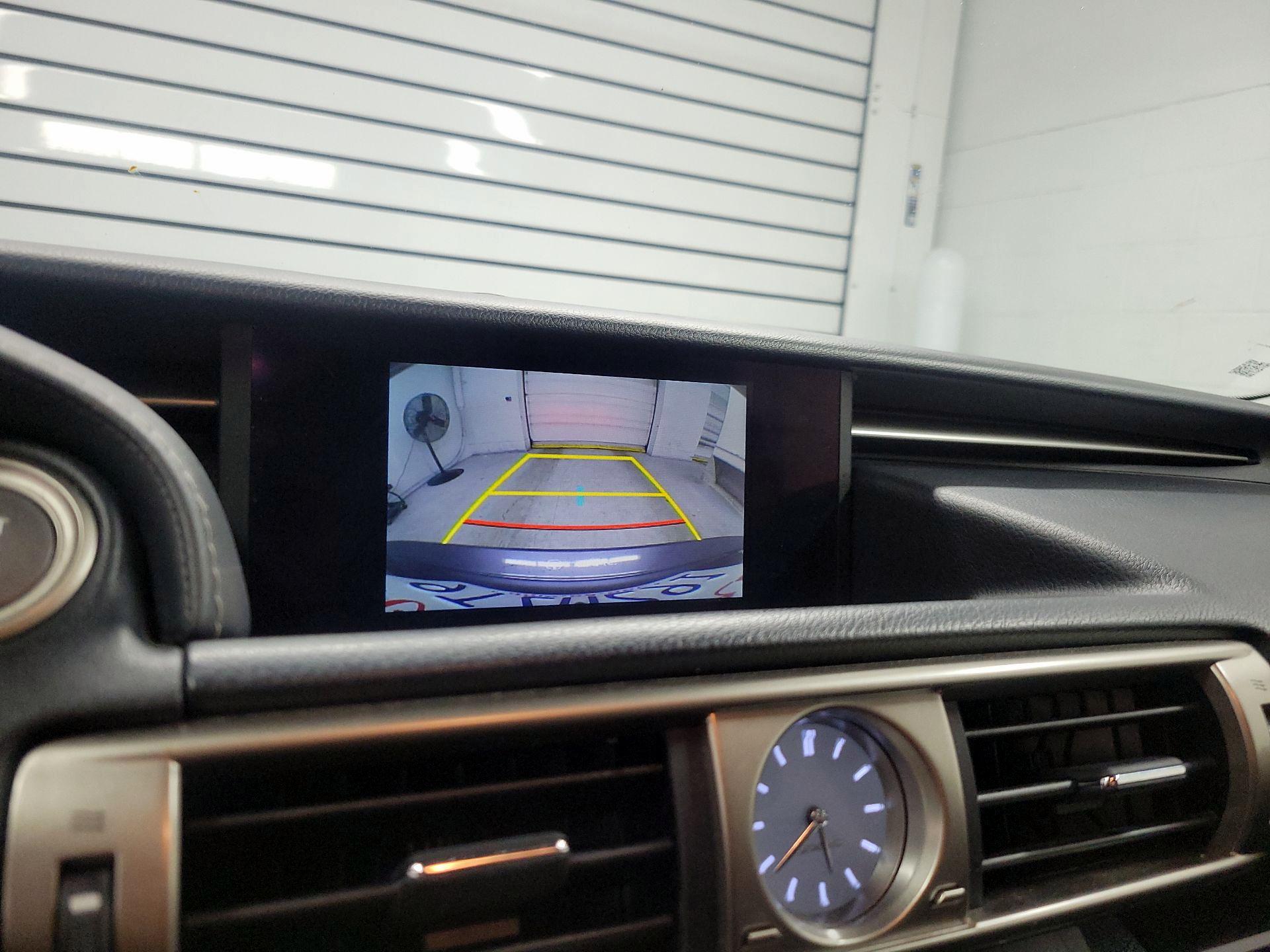 Thumbnail: 2016 Lexus IS - 14