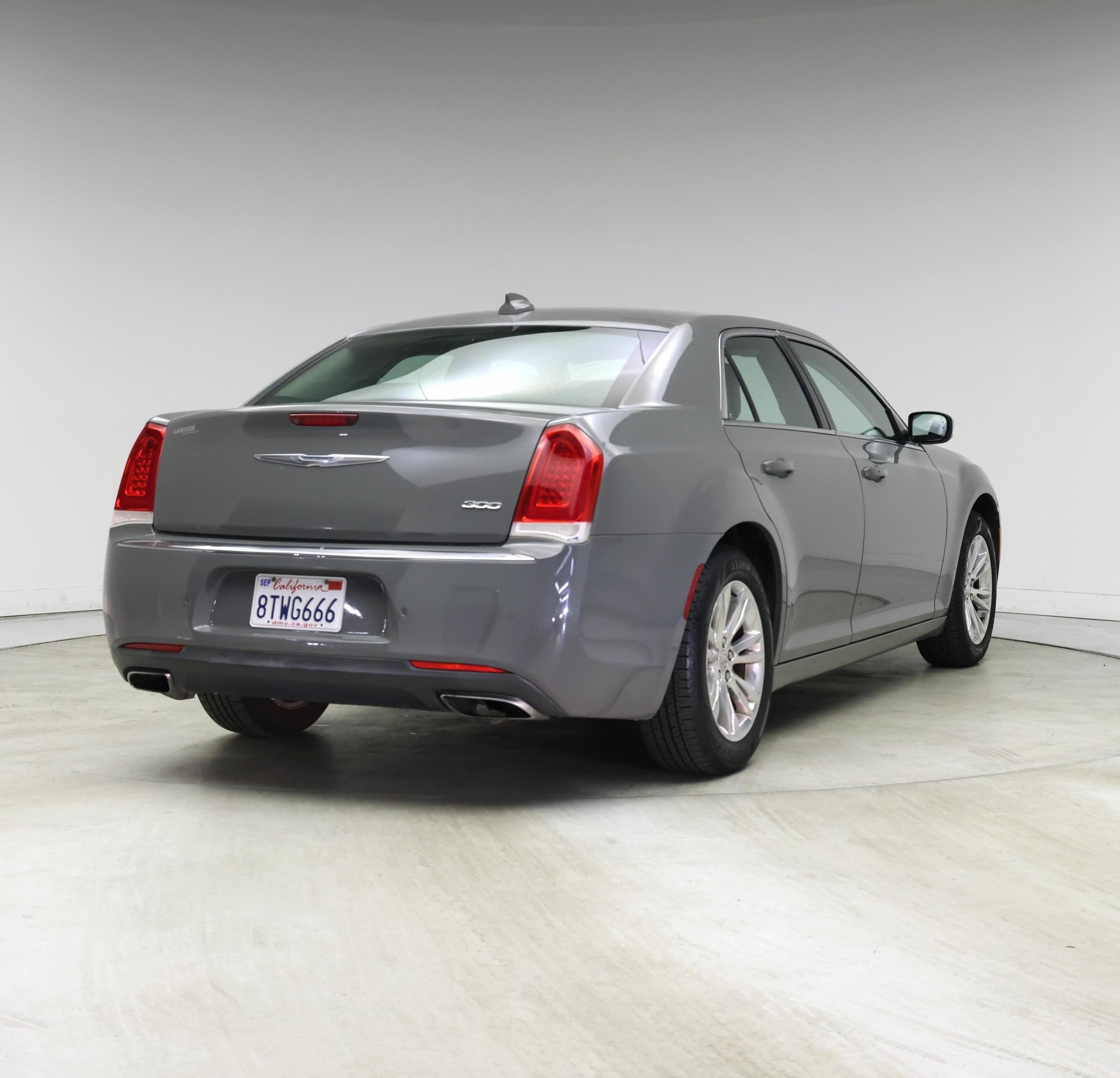 Thumbnail: 2017 Chrysler 300 - 8