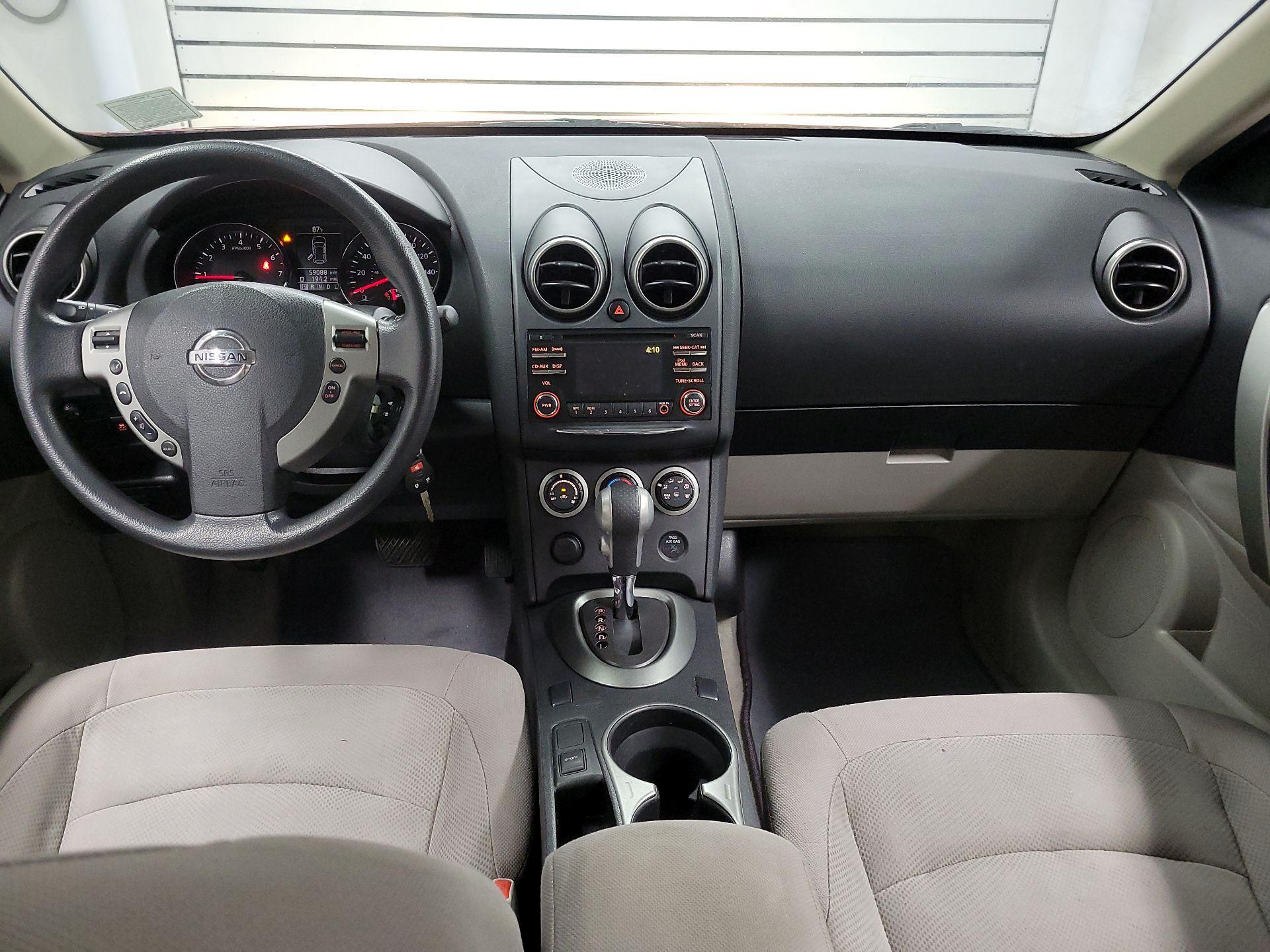 Thumbnail: 2014 Nissan Rogue - 9