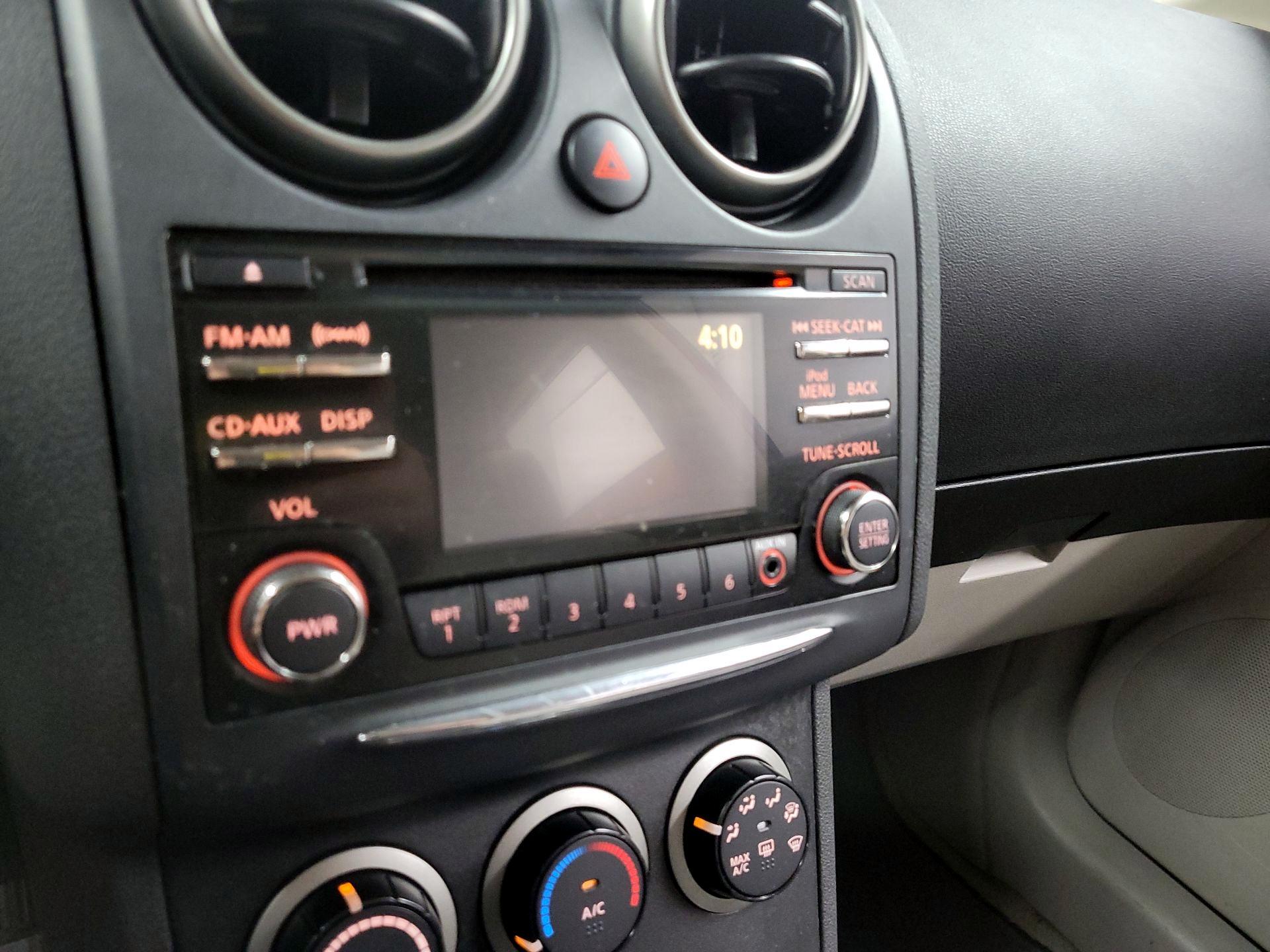 Thumbnail: 2014 Nissan Rogue - 13