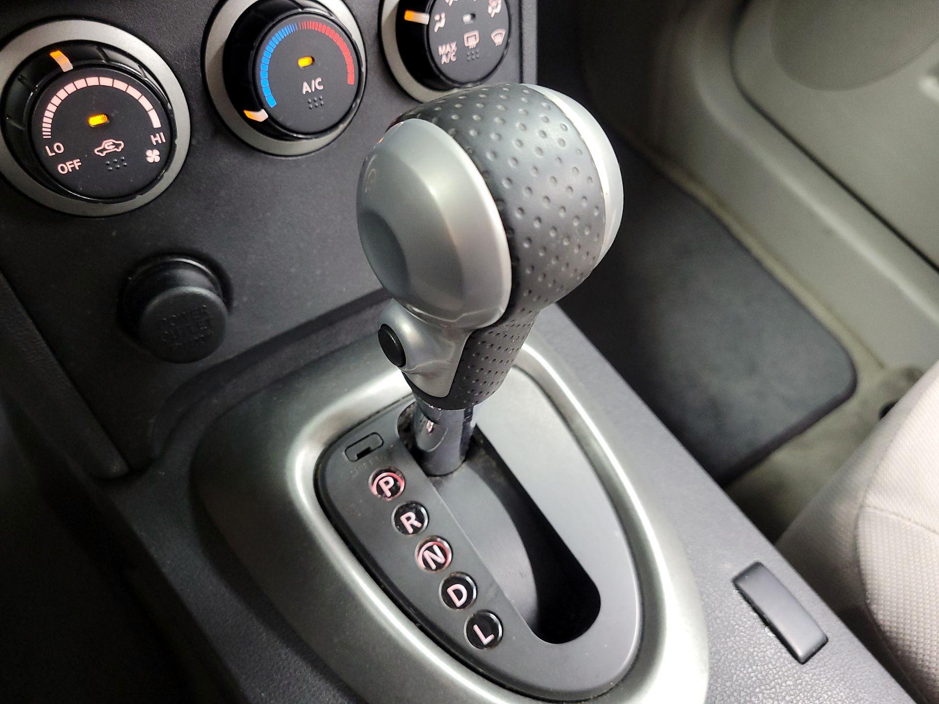 Thumbnail: 2014 Nissan Rogue - 15