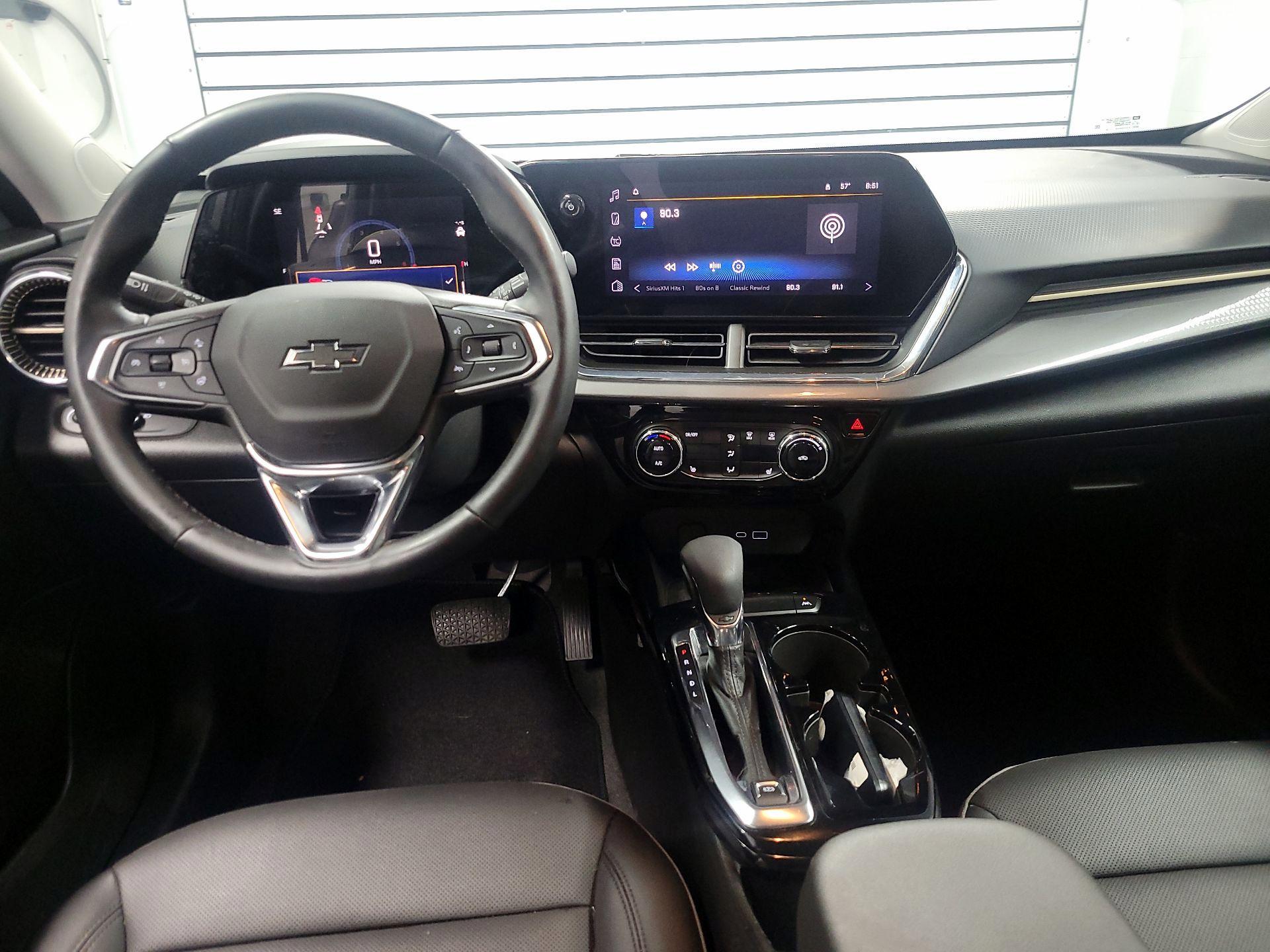 Thumbnail: 2025 Chevrolet Trax - 9