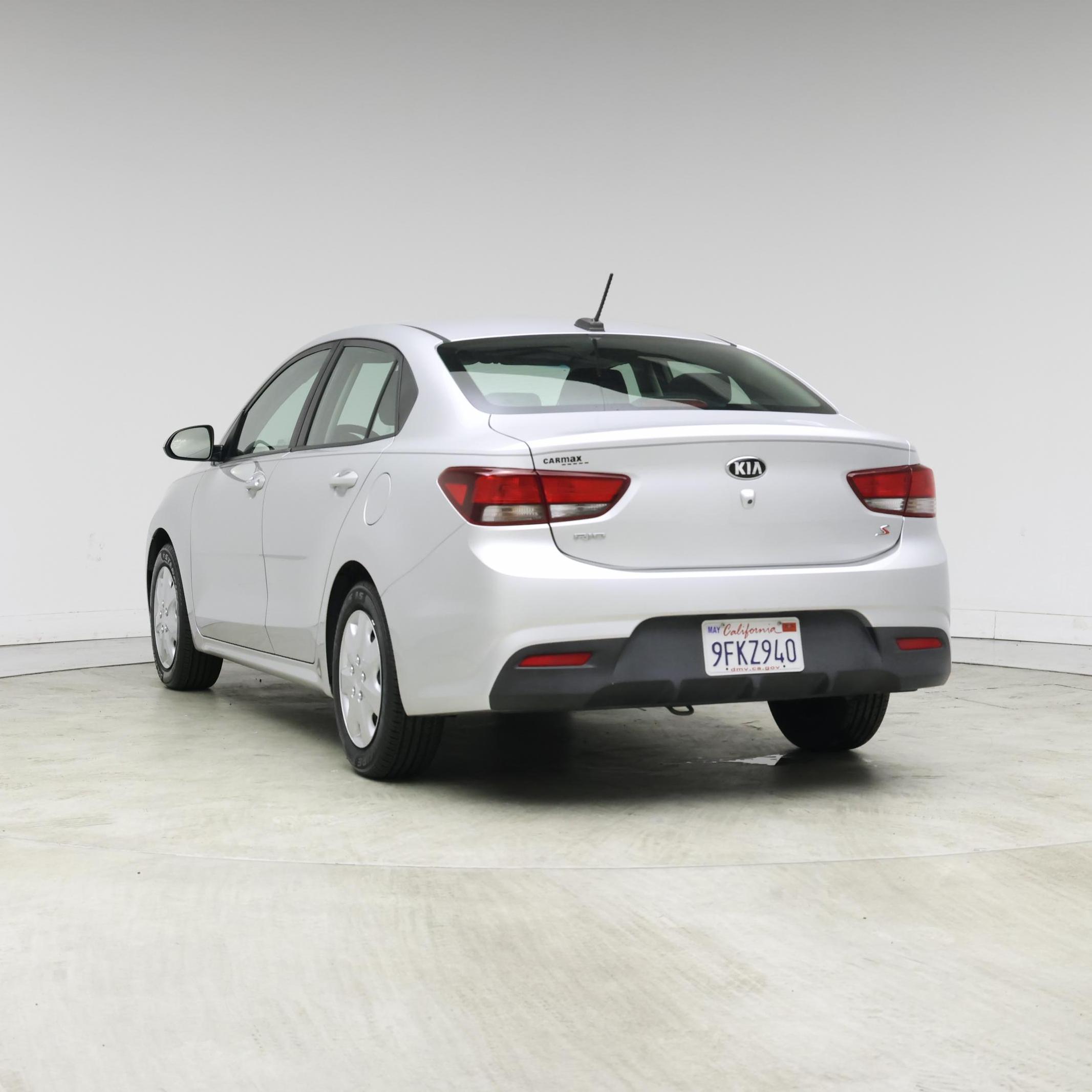 Thumbnail: 2020 Kia Rio - 2