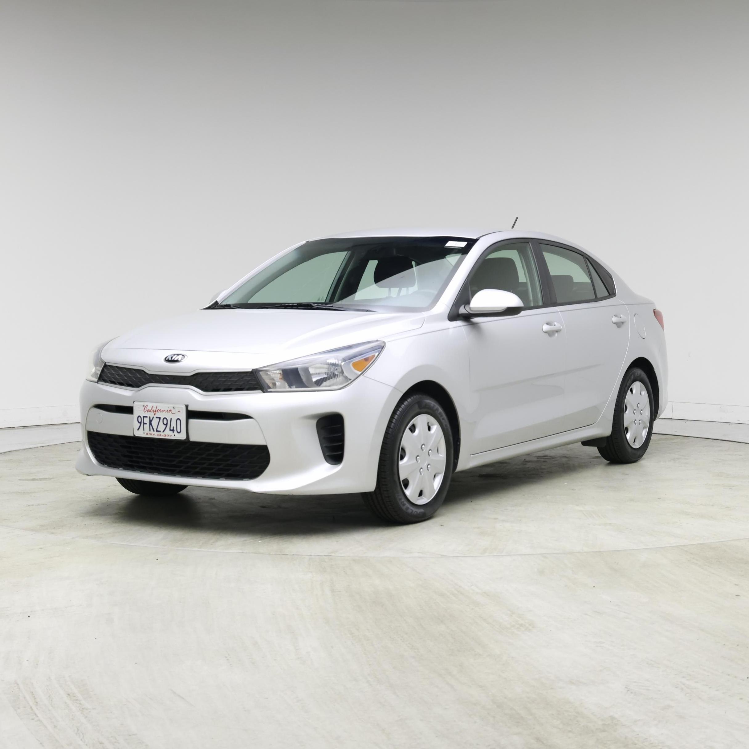 Thumbnail: 2020 Kia Rio - 4