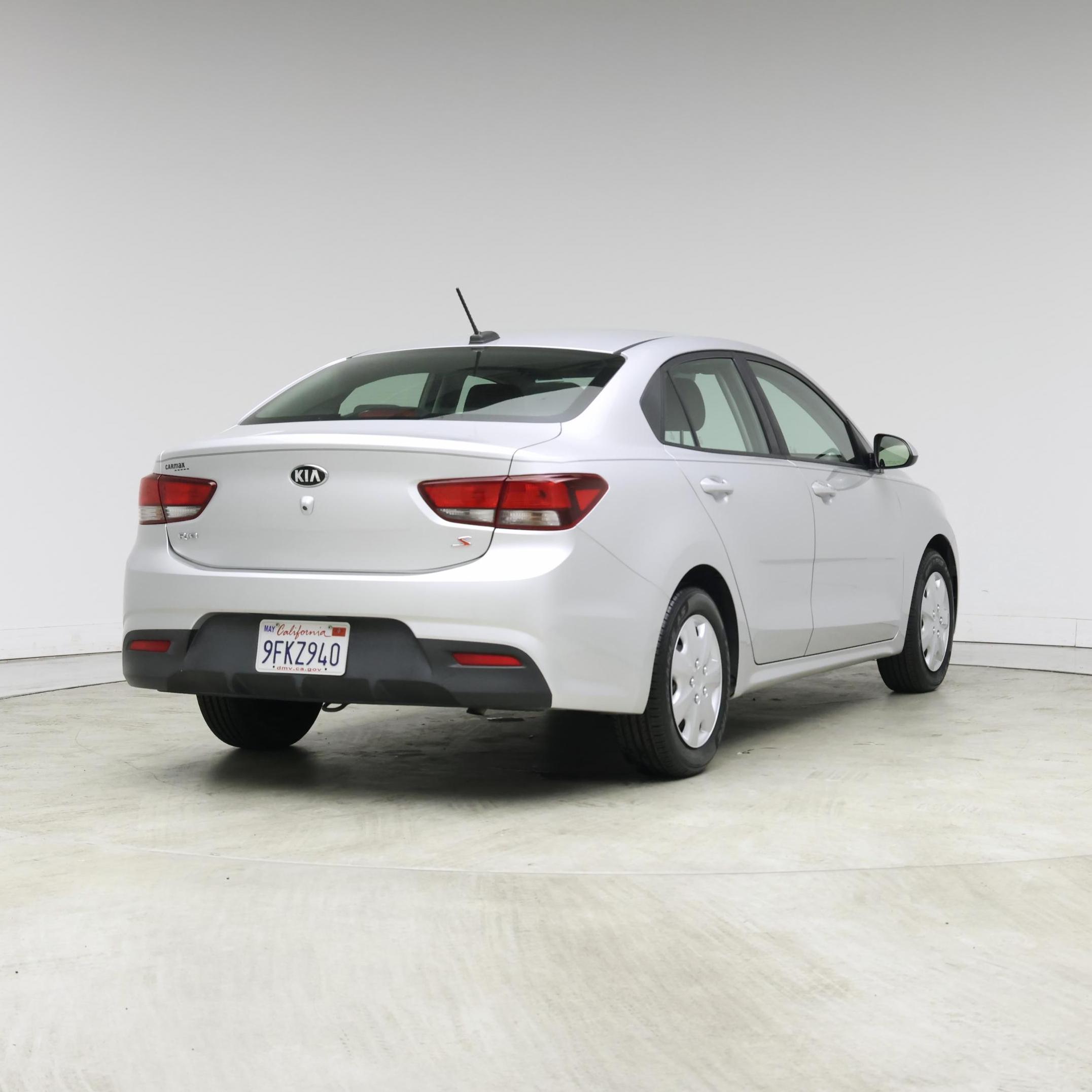 Thumbnail: 2020 Kia Rio - 8