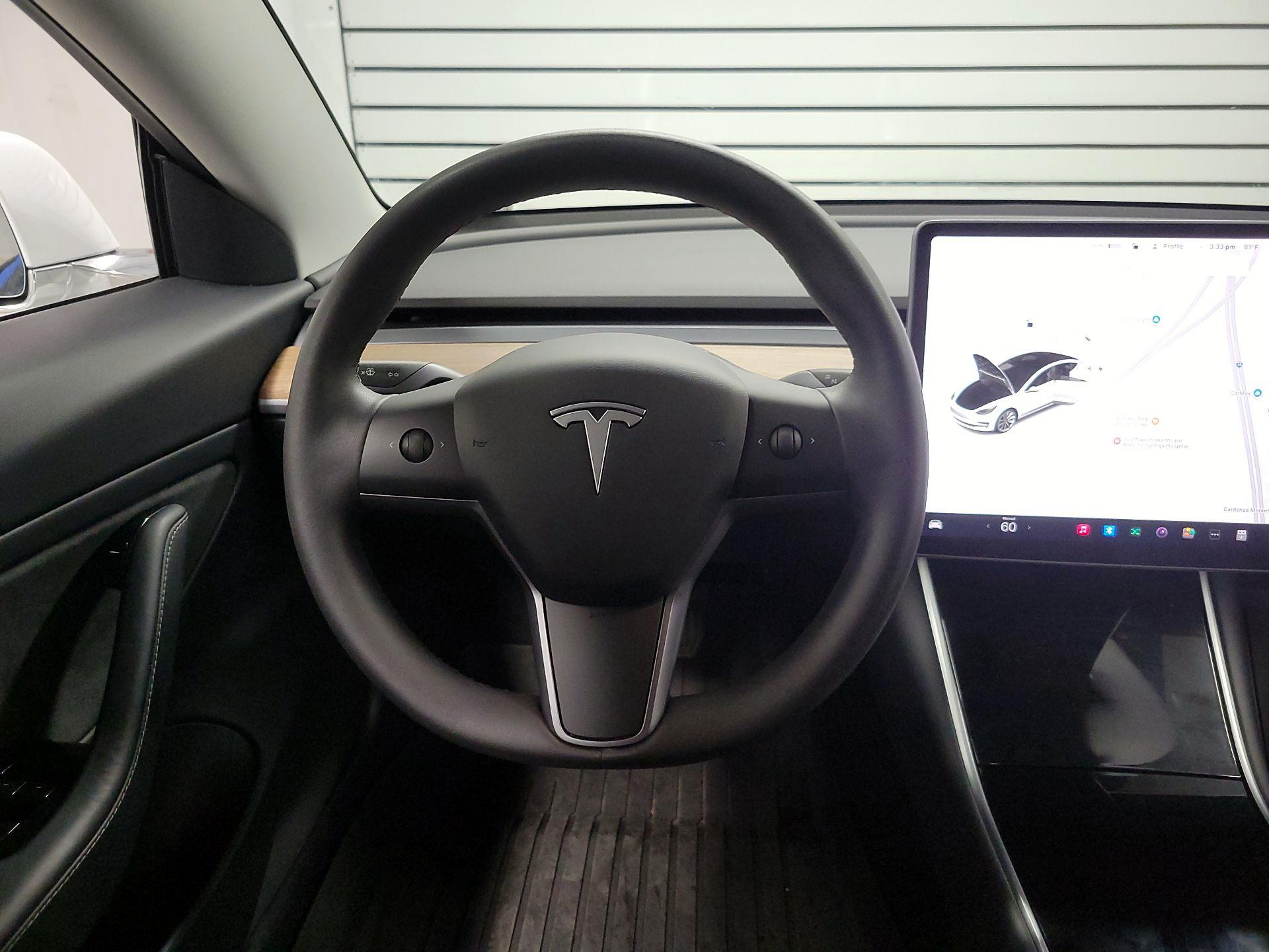 Thumbnail: 2020 Tesla Model 3 - 10