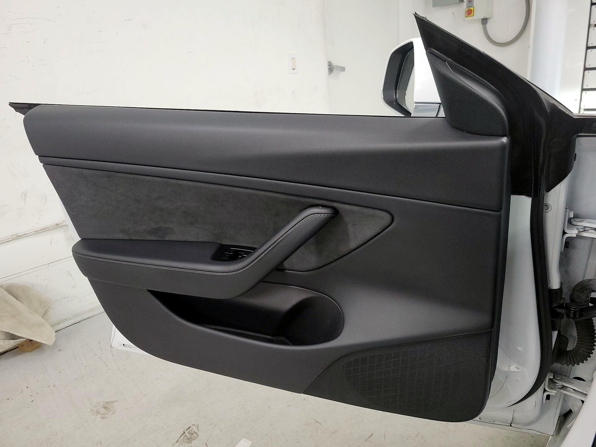 Thumbnail: 2020 Tesla Model 3 - 12