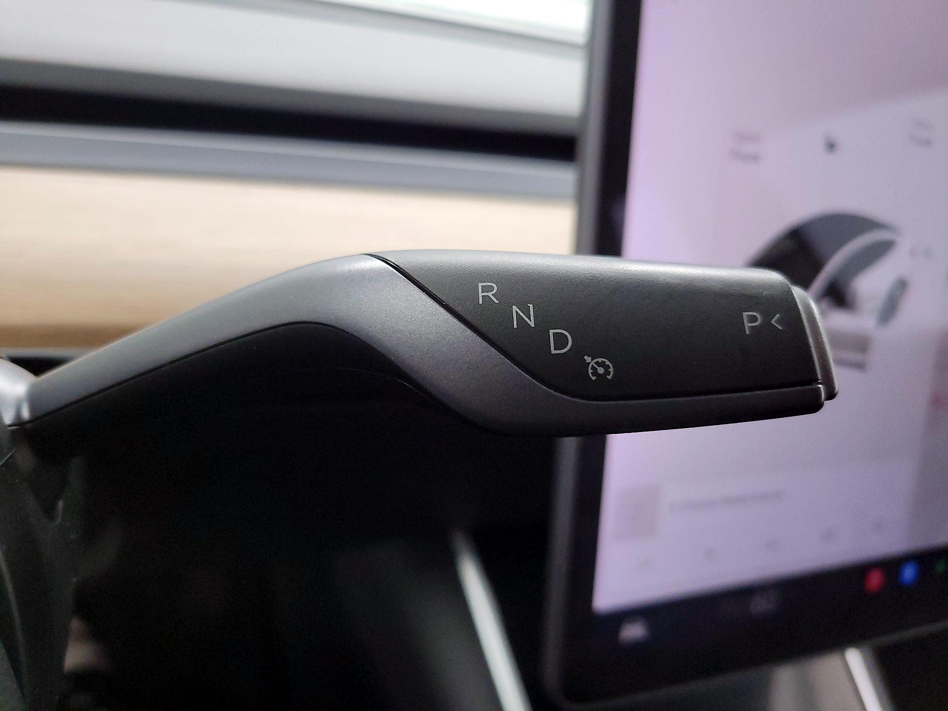 Thumbnail: 2020 Tesla Model 3 - 16