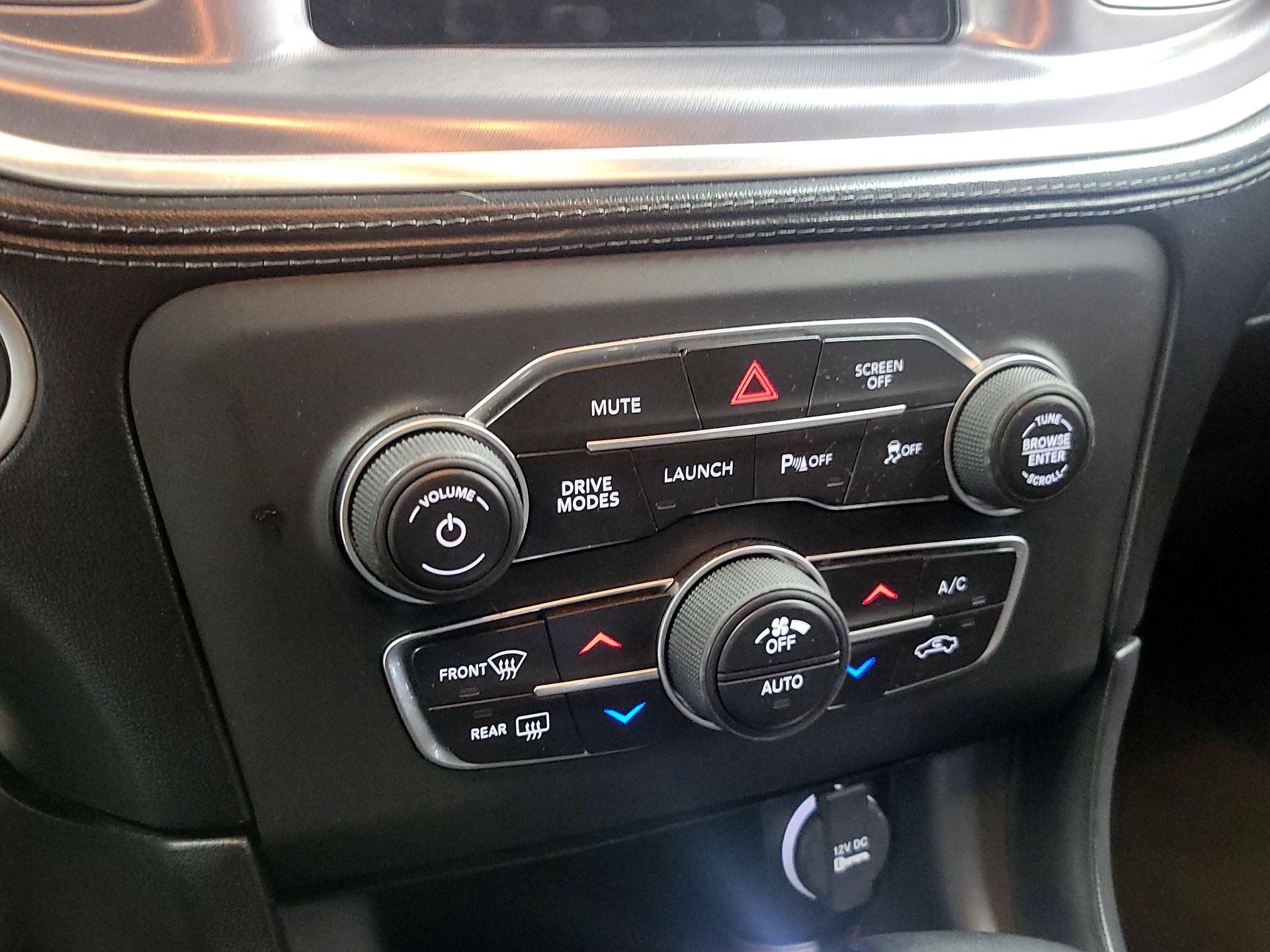 Thumbnail: 2019 Dodge Charger - 16