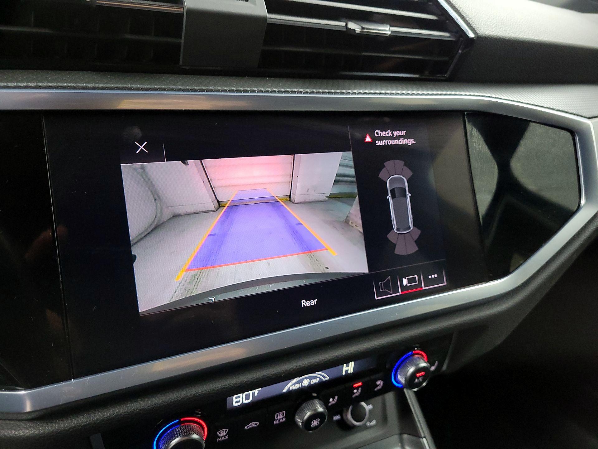 Thumbnail: 2021 Audi Q3 - 13