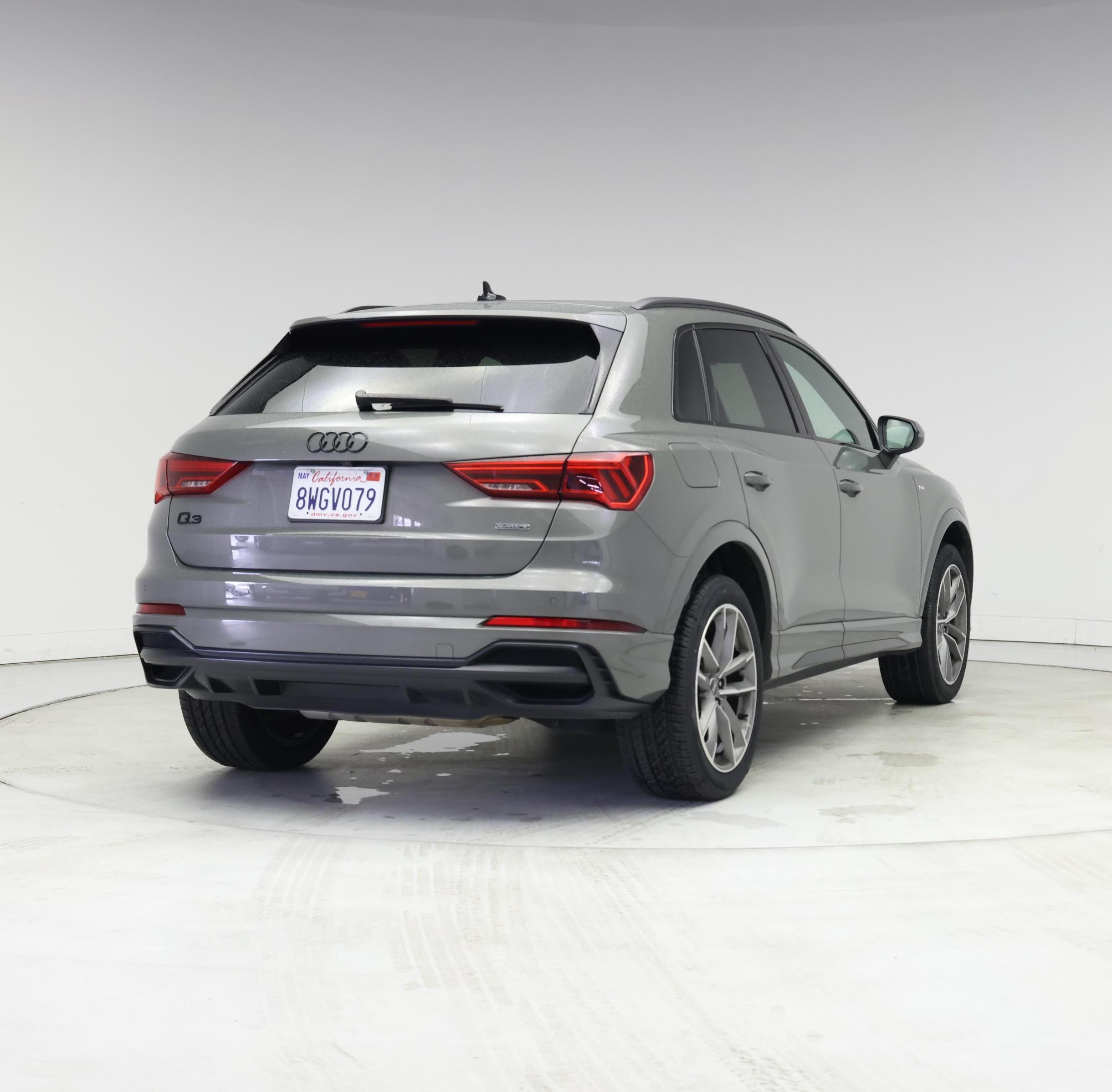 Thumbnail: 2021 Audi Q3 - 8