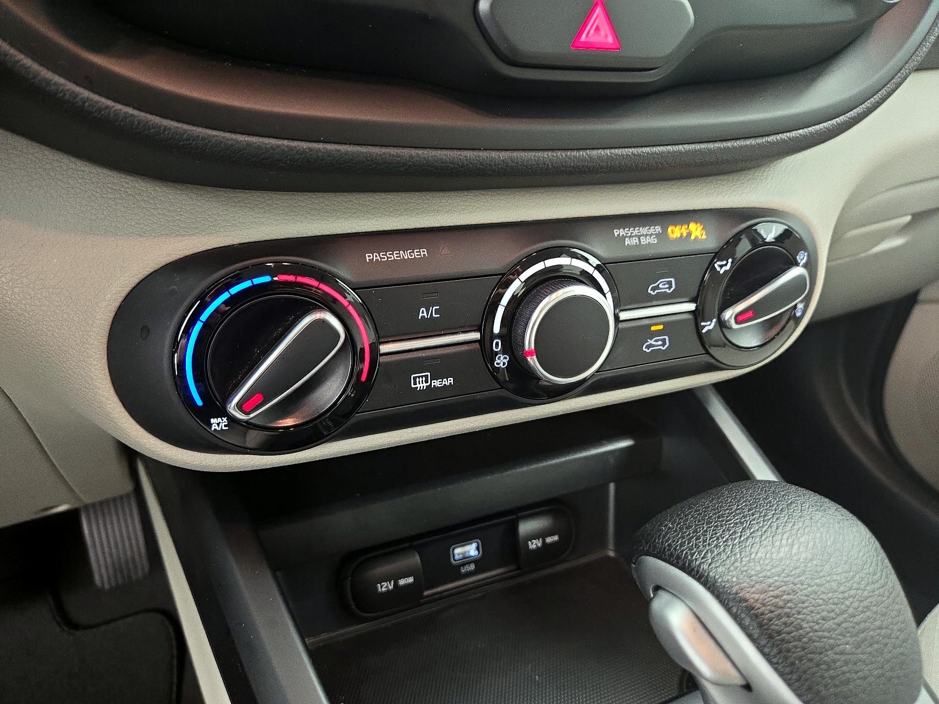 Thumbnail: 2023 Kia Soul - 16