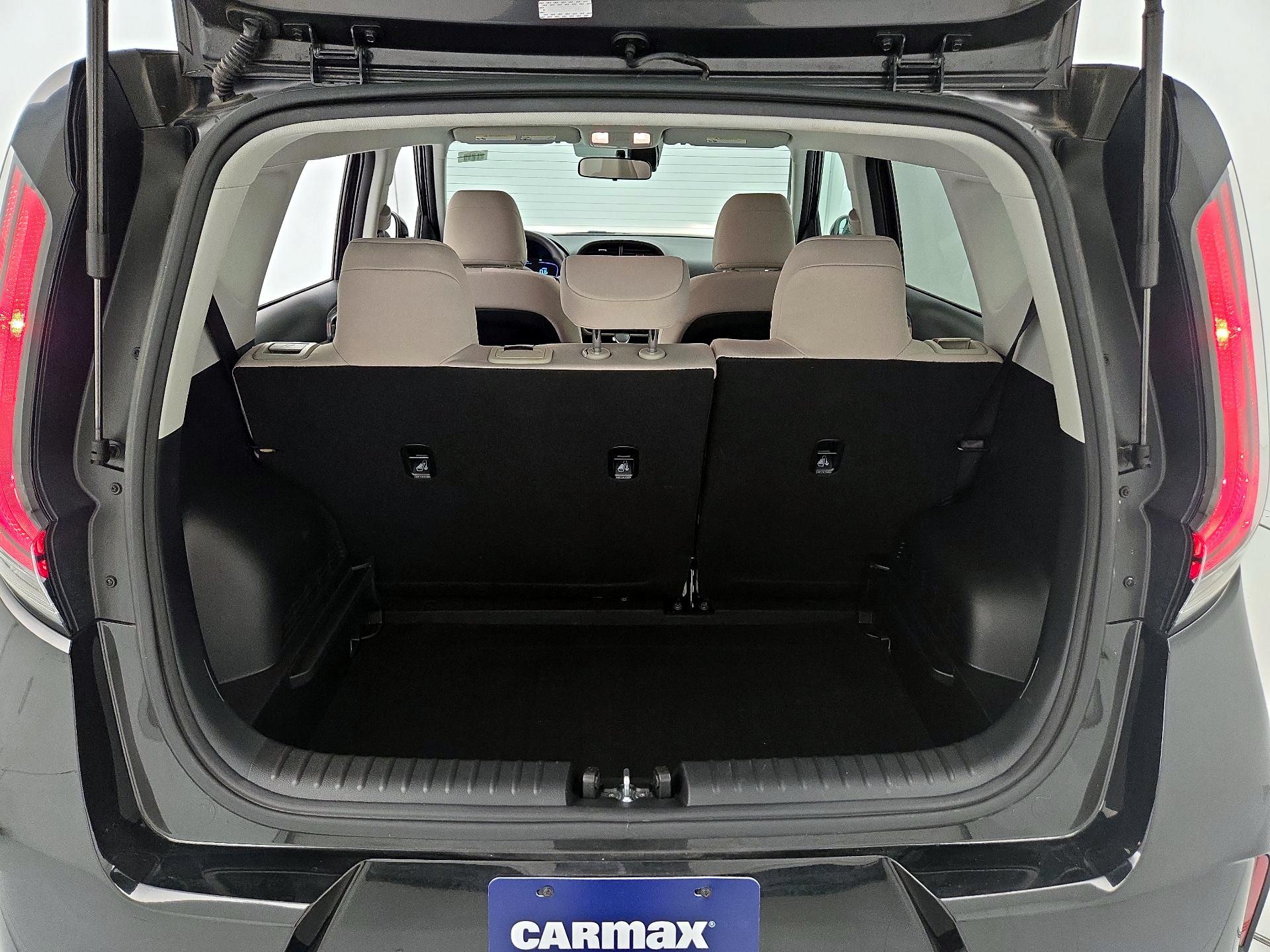 Thumbnail: 2023 Kia Soul - 20