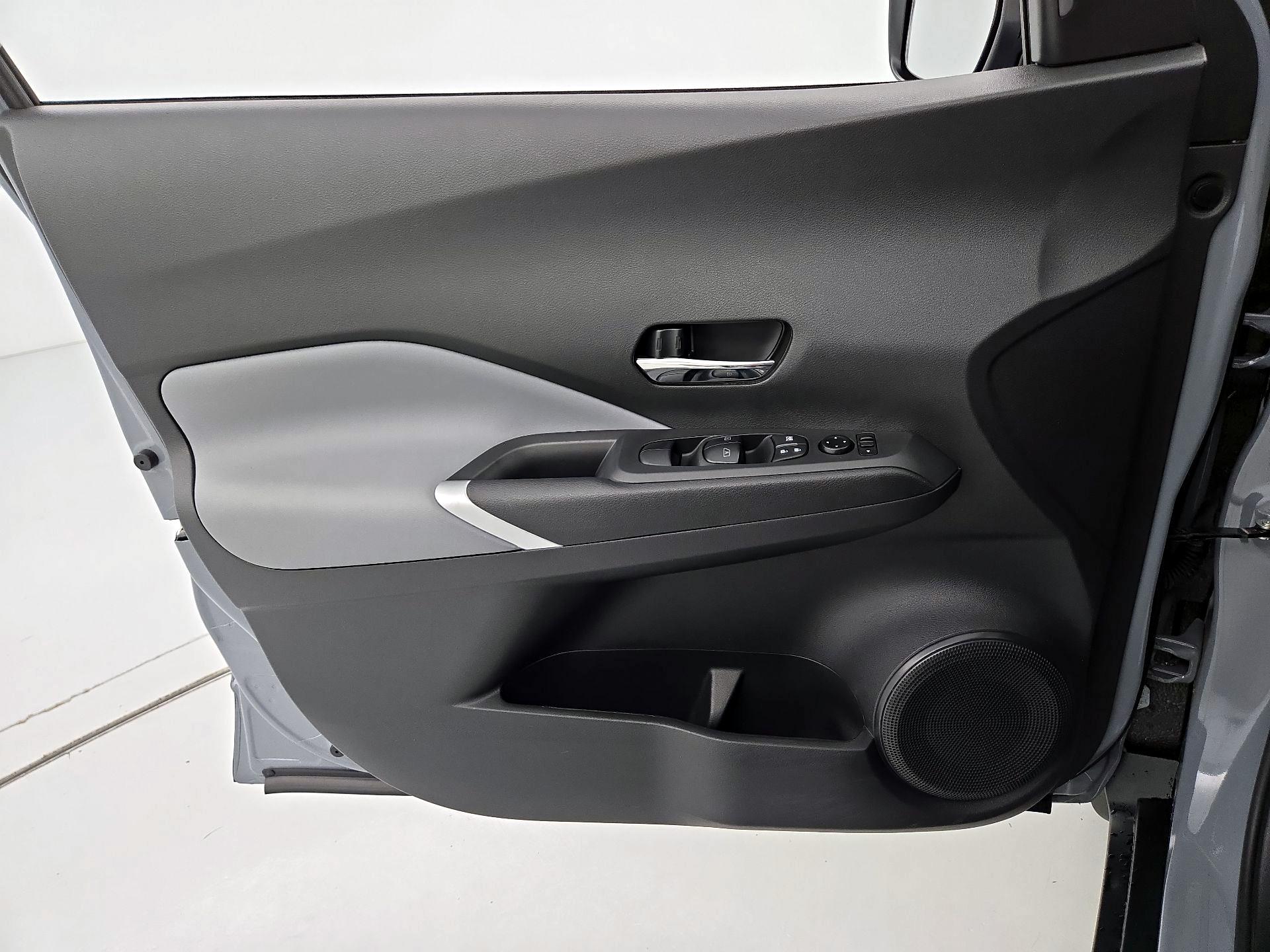 Thumbnail: 2022 Nissan Kicks - 12