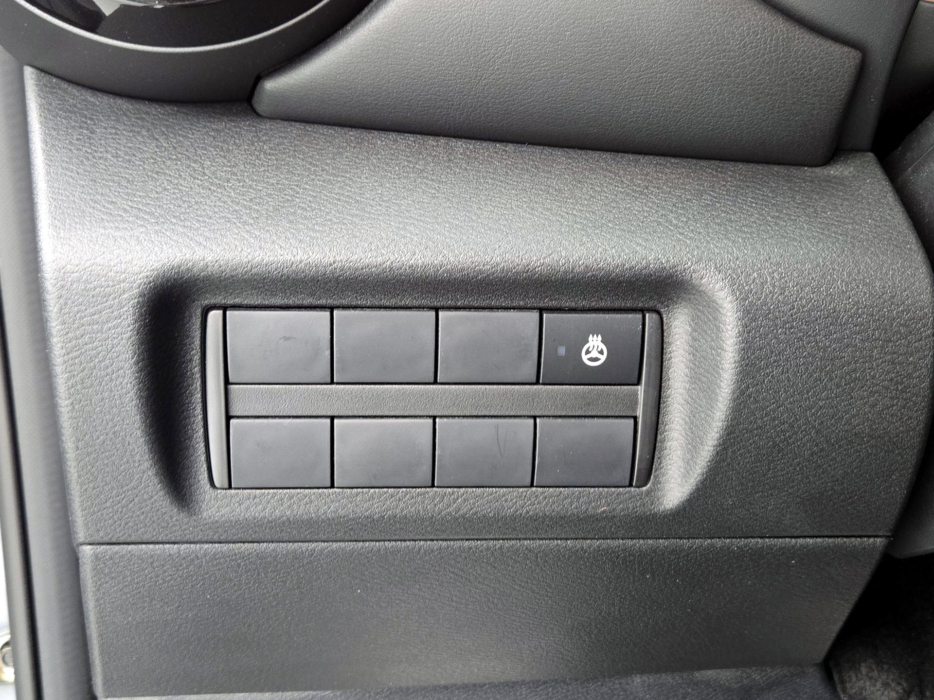 Thumbnail: 2022 Nissan Kicks - 13