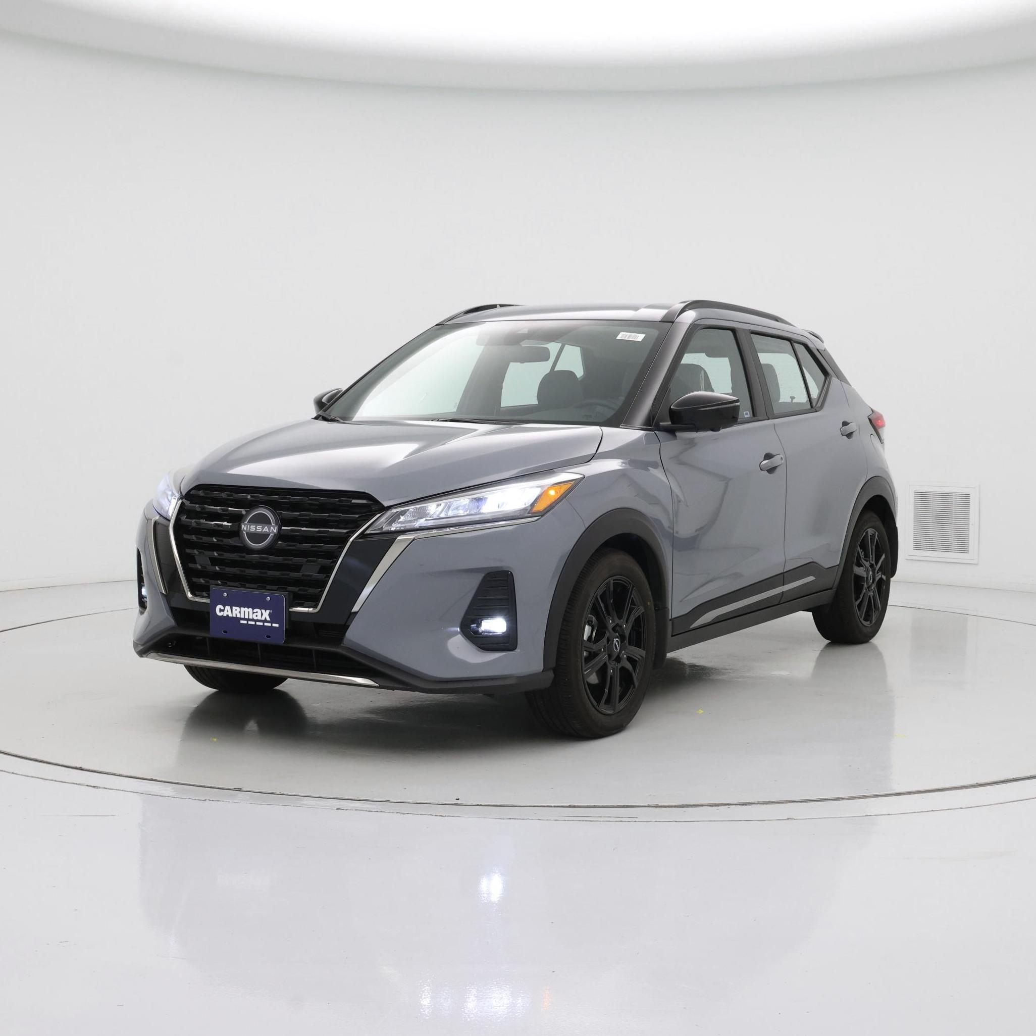 Thumbnail: 2022 Nissan Kicks - 4