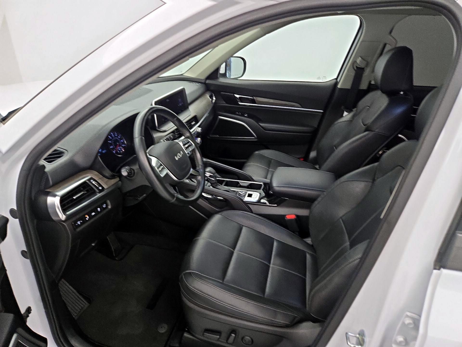 Thumbnail: 2022 Kia Telluride - 11