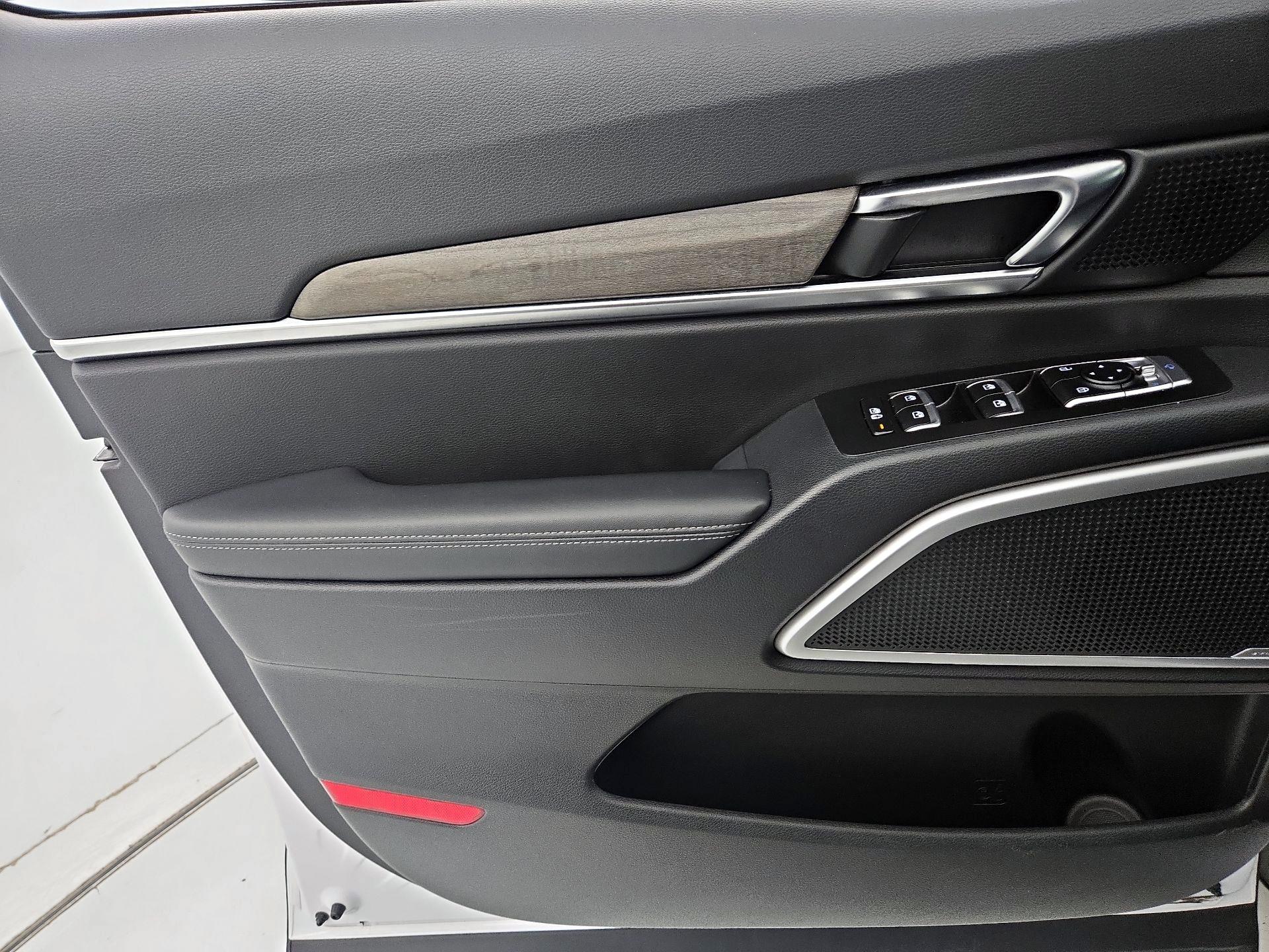 Thumbnail: 2022 Kia Telluride - 12