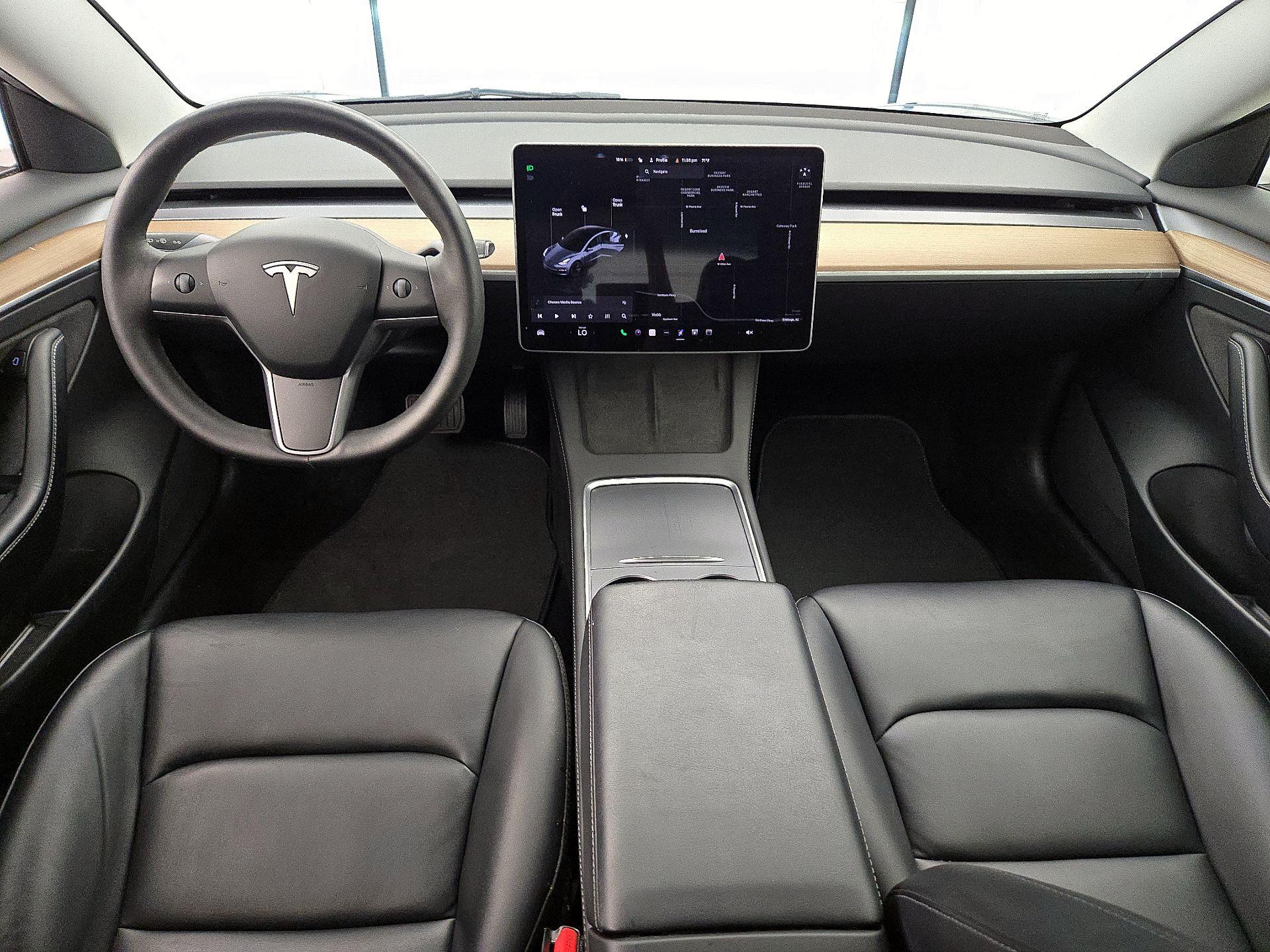 Thumbnail: 2023 Tesla Model 3 - 9