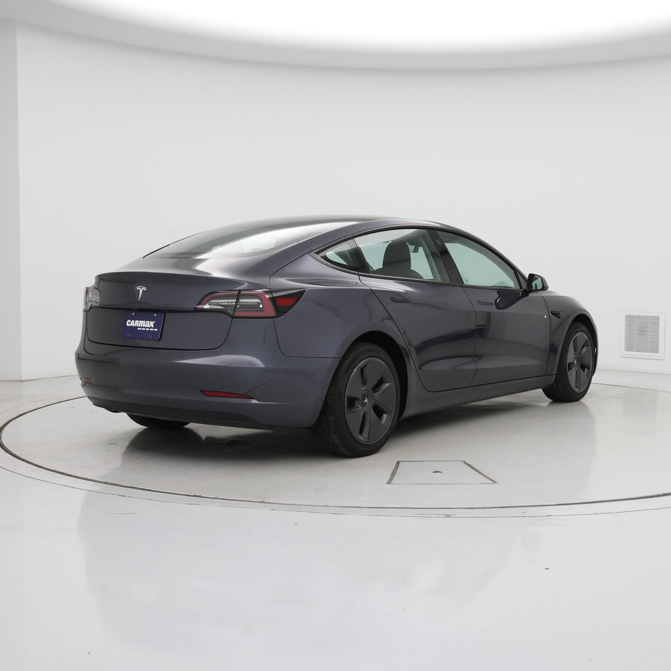 Thumbnail: 2023 Tesla Model 3 - 8
