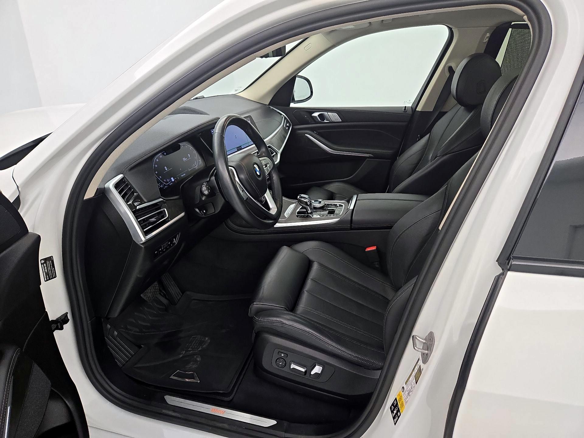 Thumbnail: 2022 BMW X7 - 11