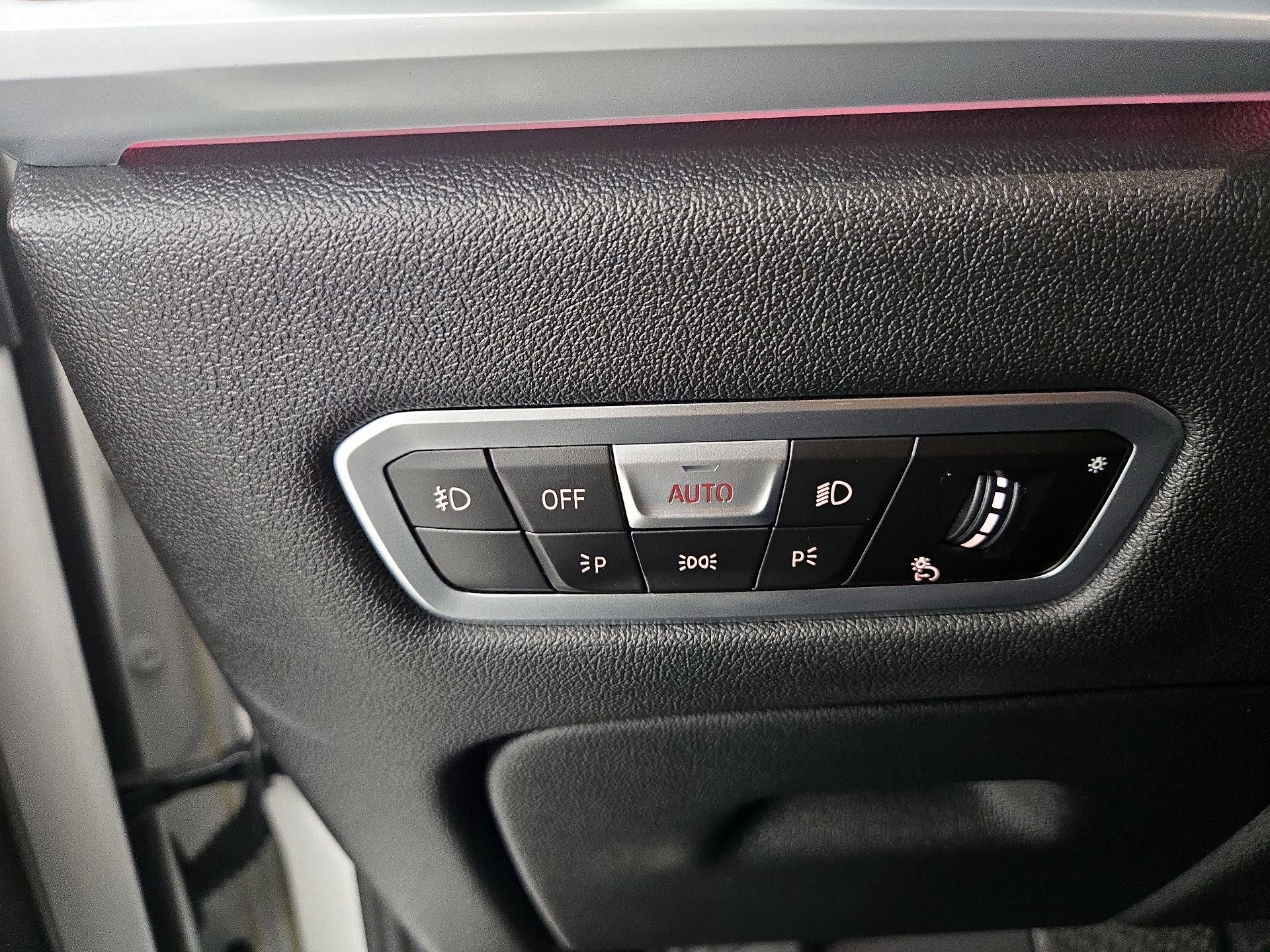 Thumbnail: 2022 BMW X7 - 13