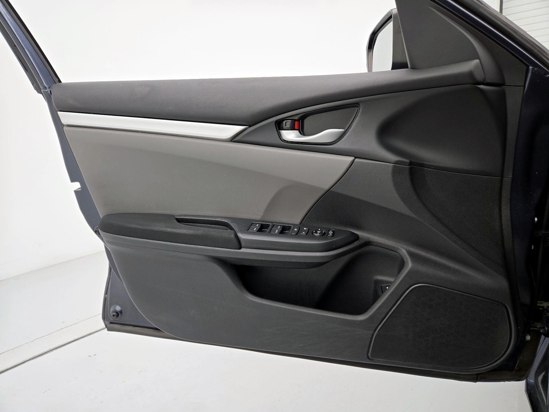 Thumbnail: 2020 Honda Civic - 12