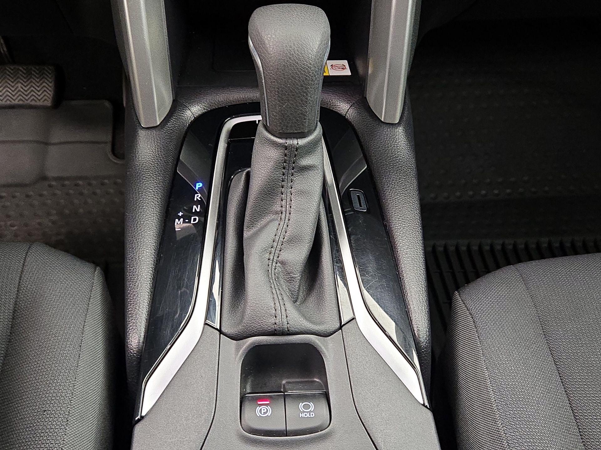 Thumbnail: 2022 Toyota Corolla Cross - 17