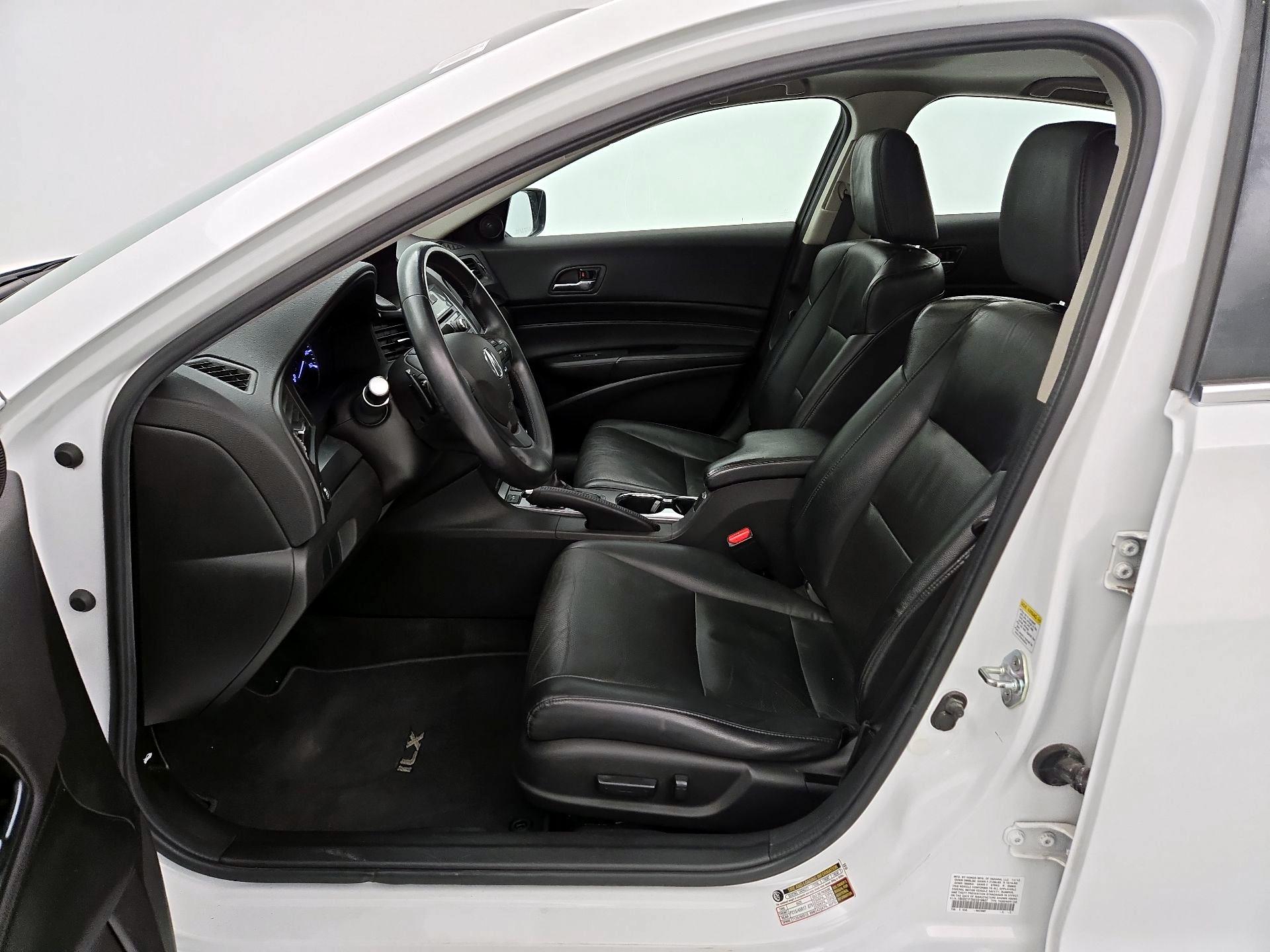 Thumbnail: 2014 Acura ILX - 11