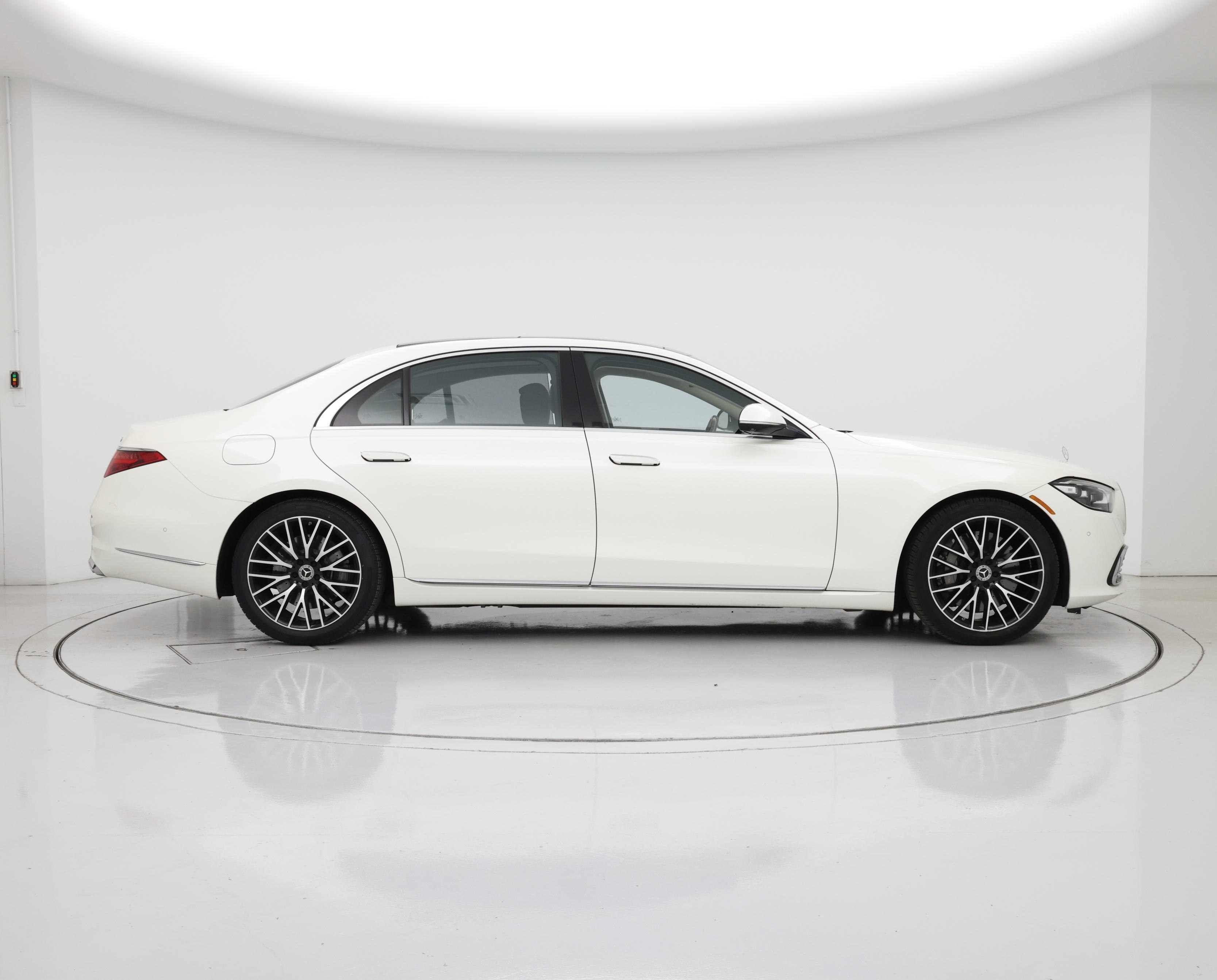 Thumbnail: 2021 Mercedes-Benz S-Class - 7