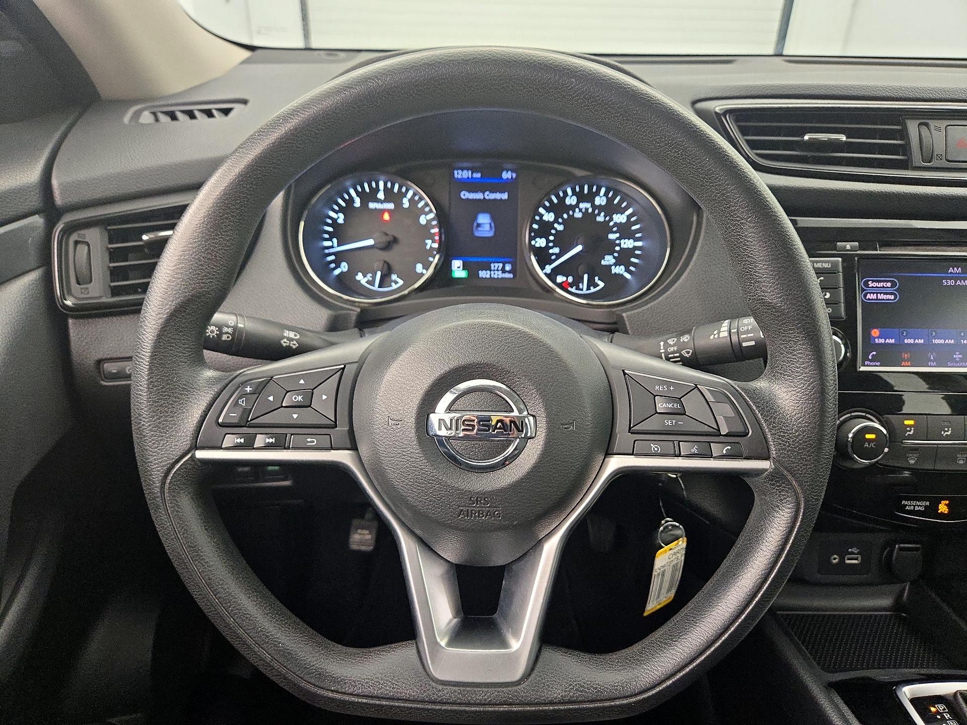 Thumbnail: 2018 Nissan Rogue - 10