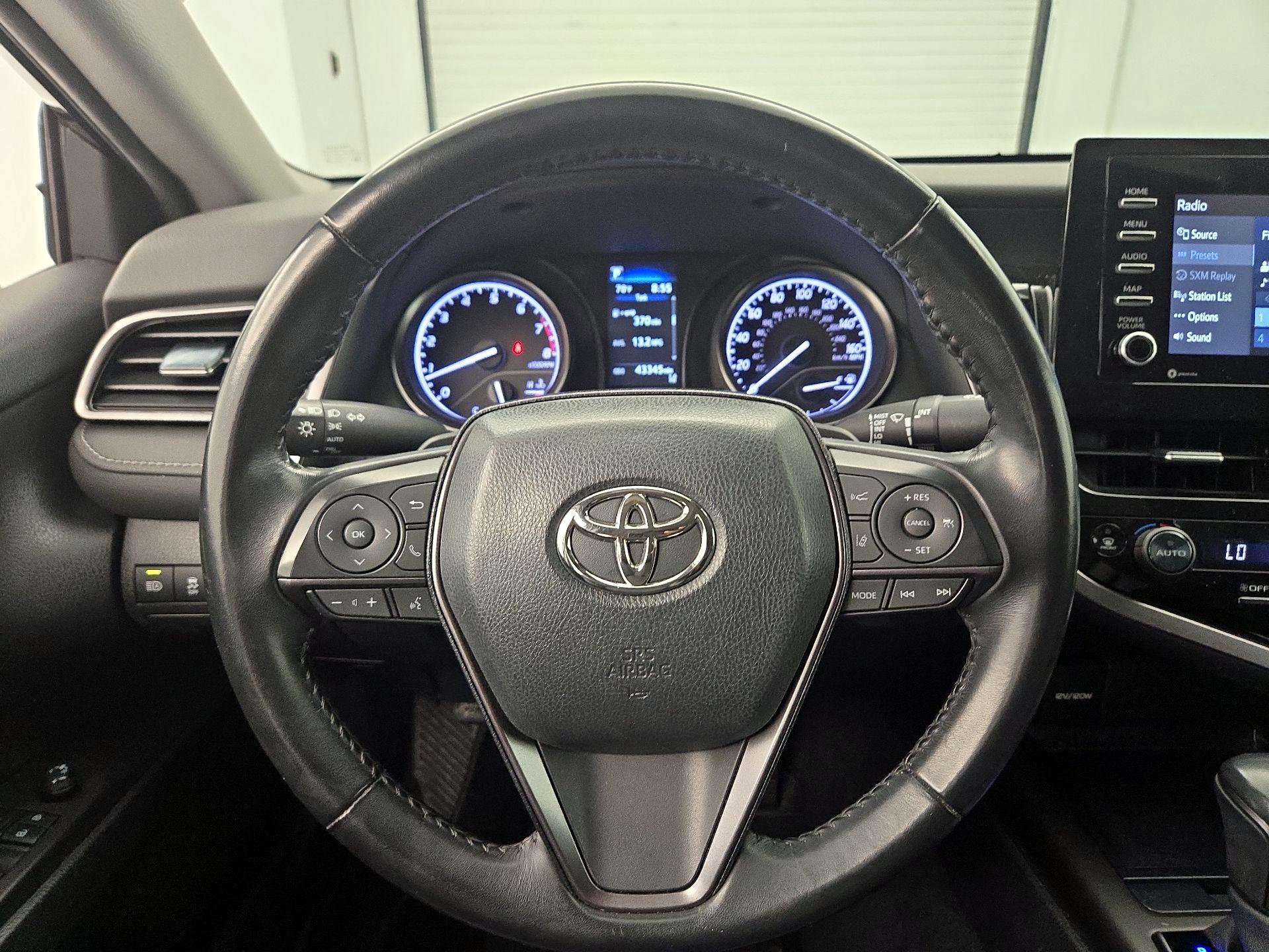 Thumbnail: 2023 Toyota Camry - 10