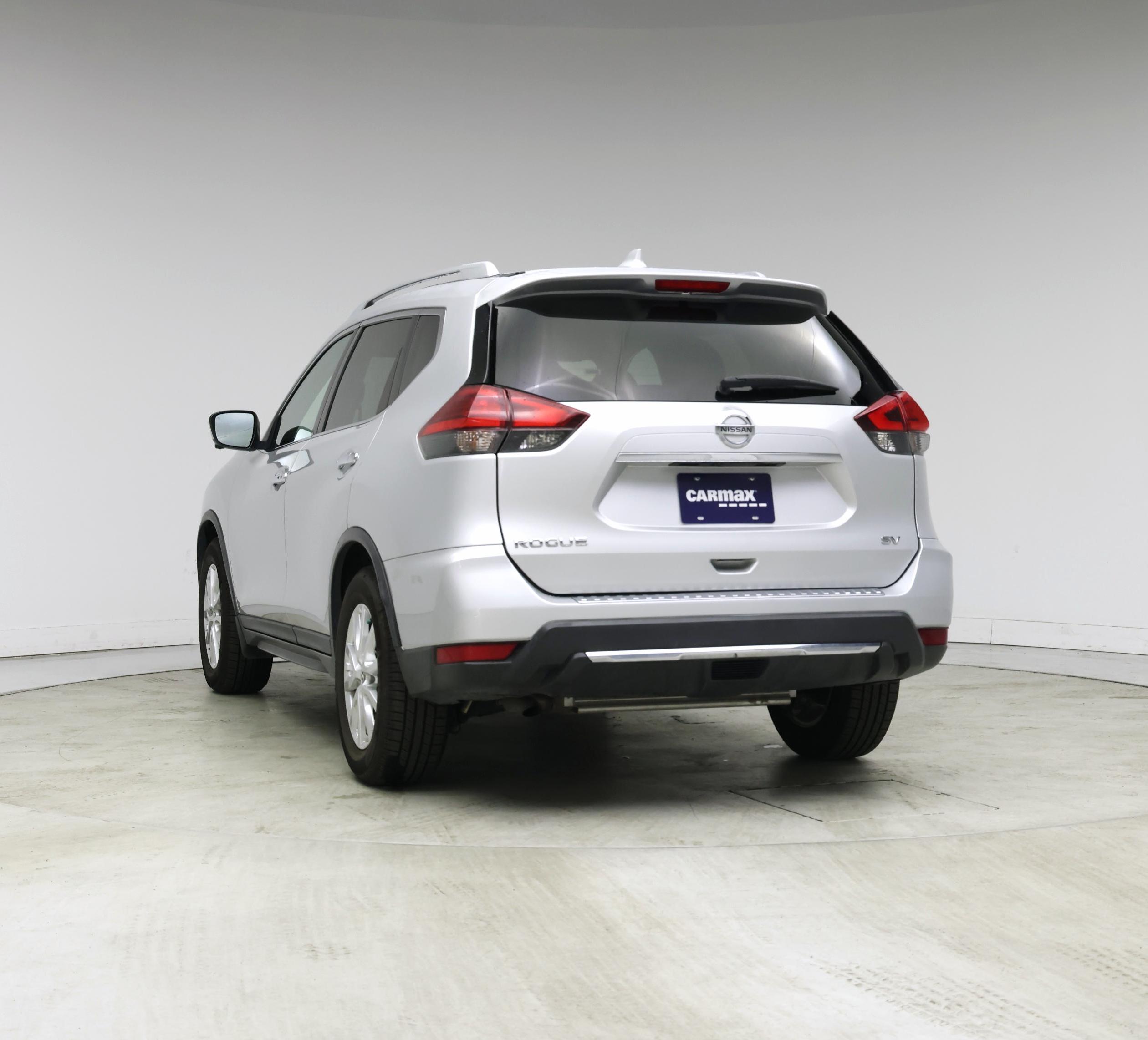 Thumbnail: 2017 Nissan Rogue - 2