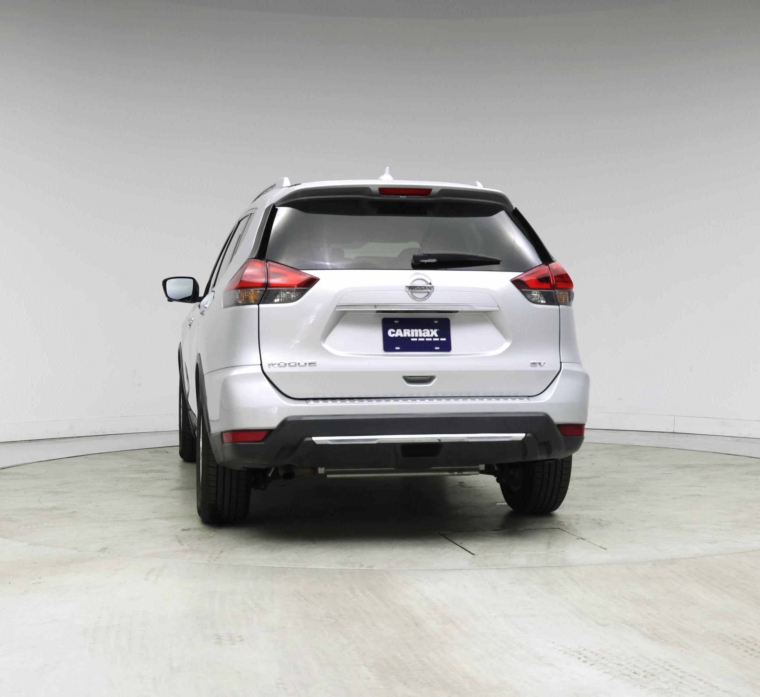 Thumbnail: 2017 Nissan Rogue - 6