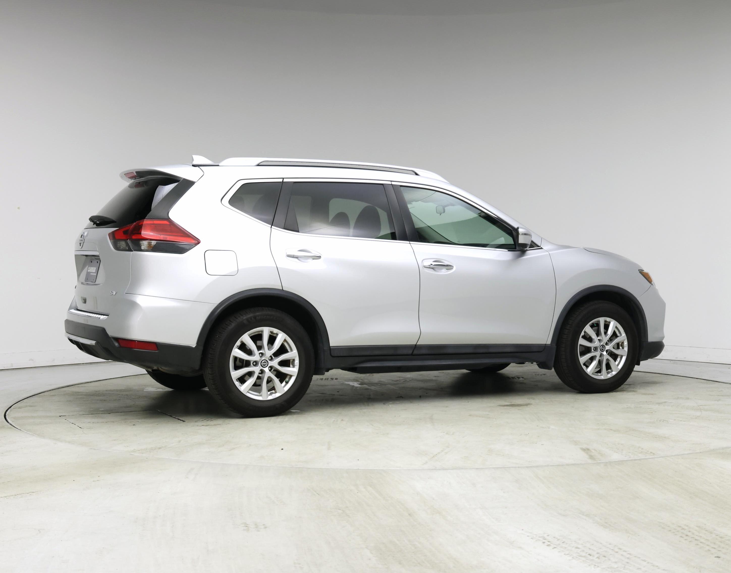 Thumbnail: 2017 Nissan Rogue - 7