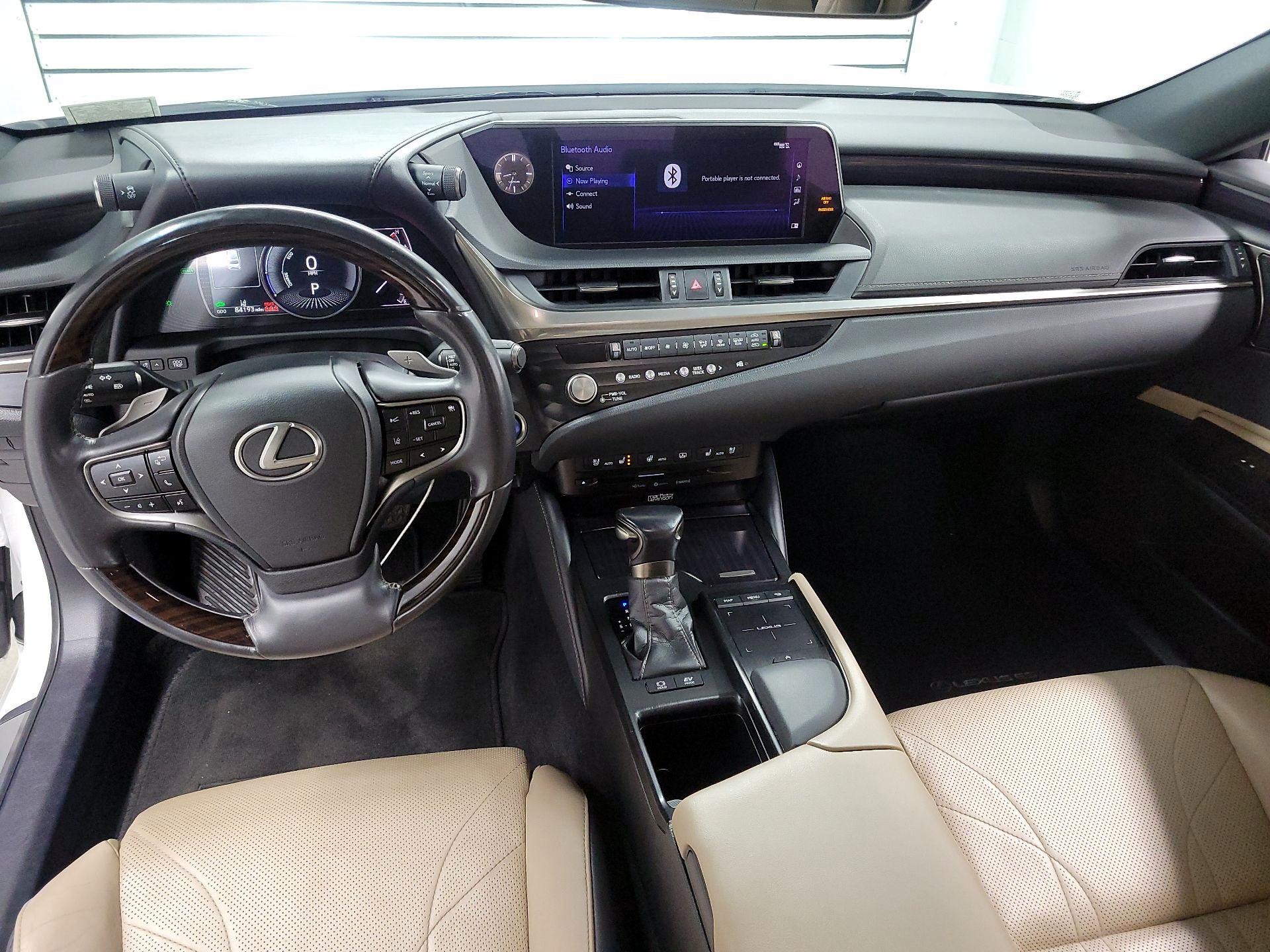 Thumbnail: 2021 Lexus ES - 9