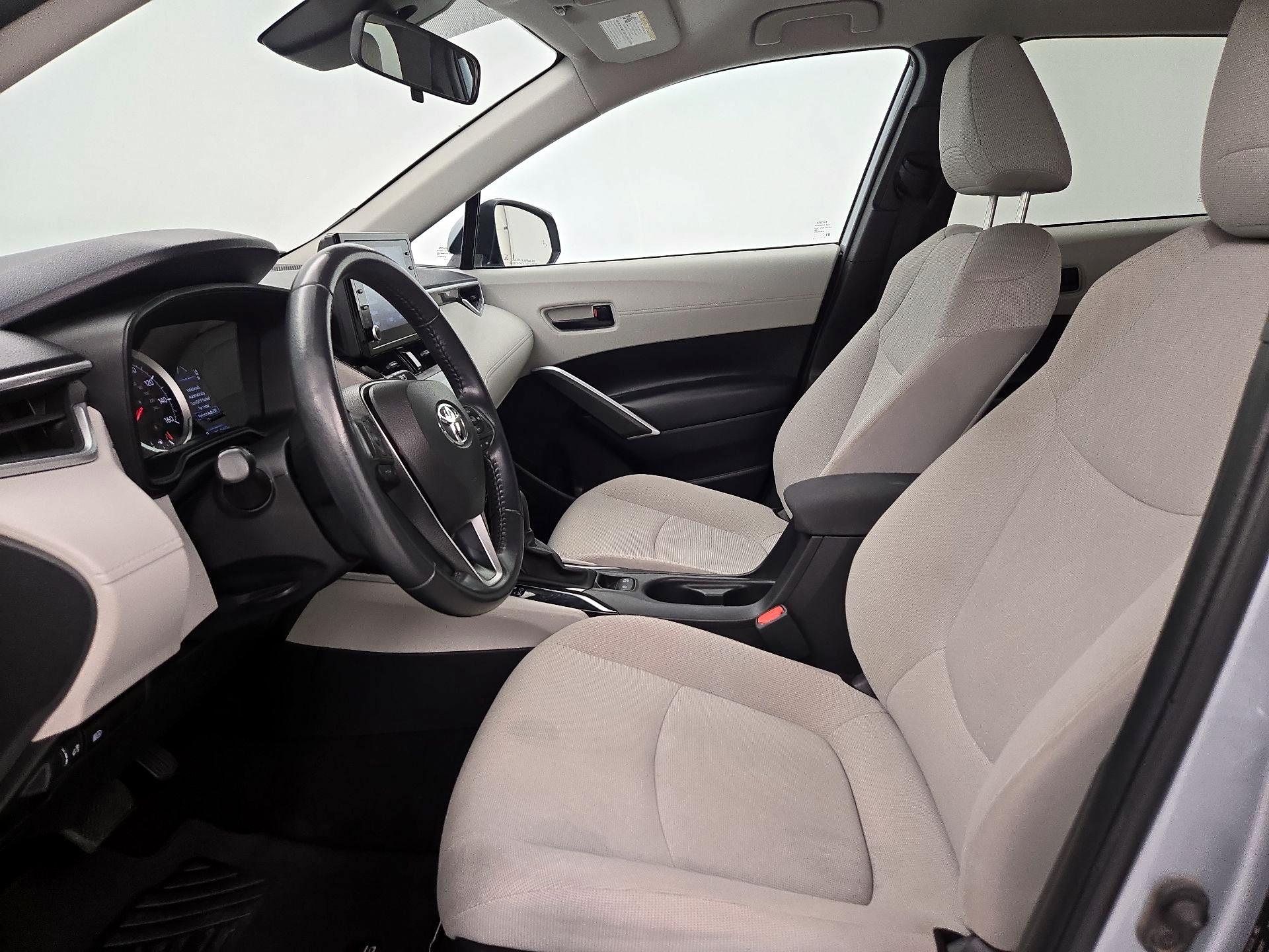 Thumbnail: 2022 Toyota Corolla Cross - 11