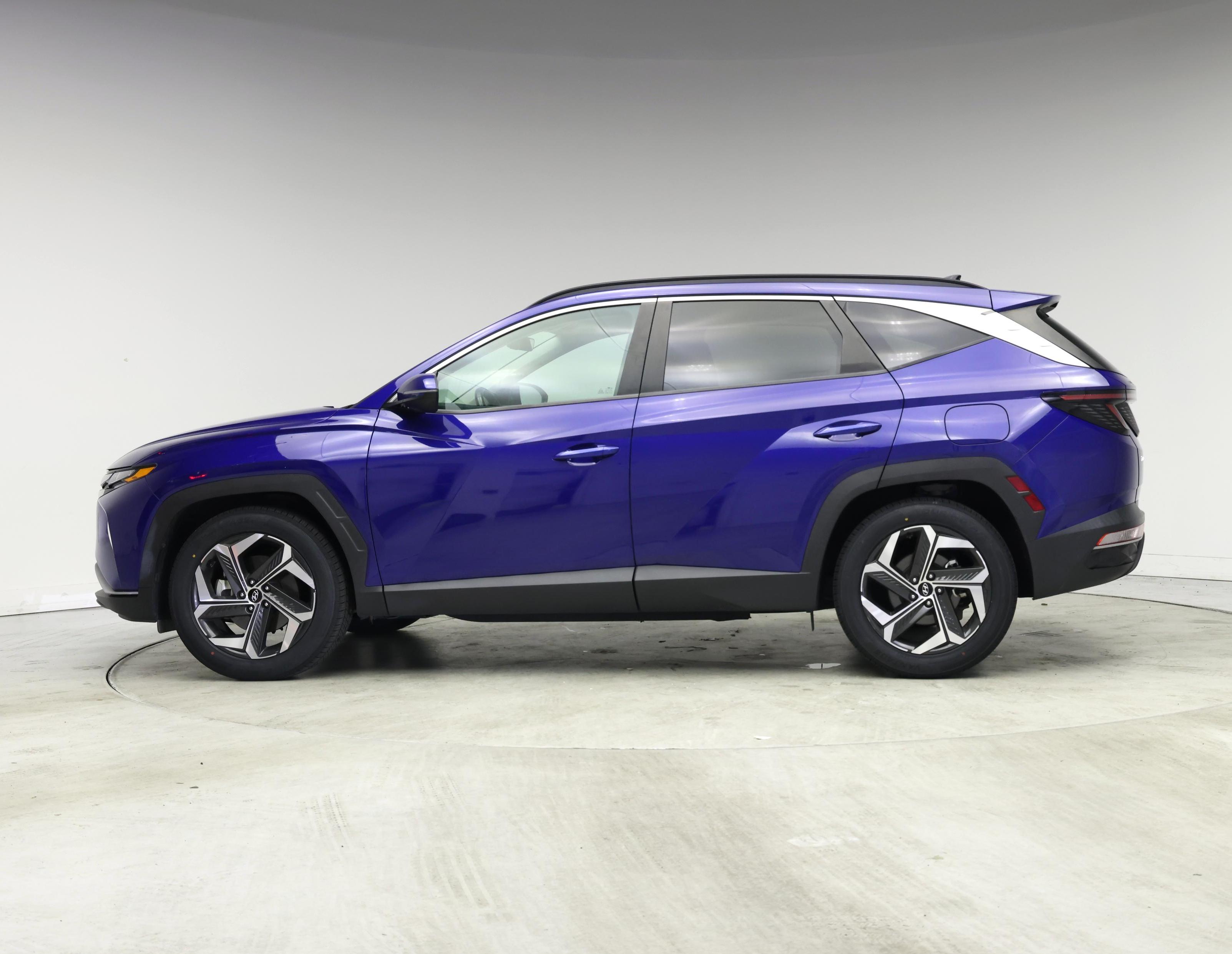 Thumbnail: 2022 Hyundai Tucson - 3