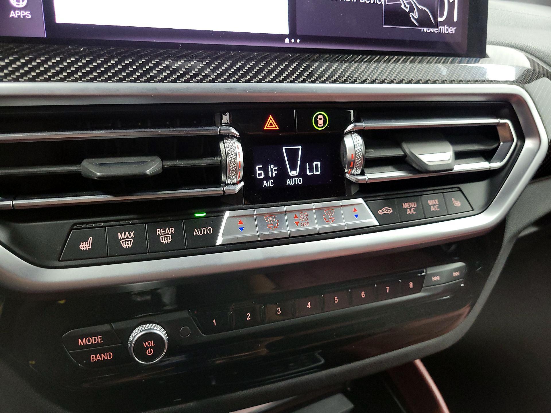 Thumbnail: 2022 BMW X4 - 14