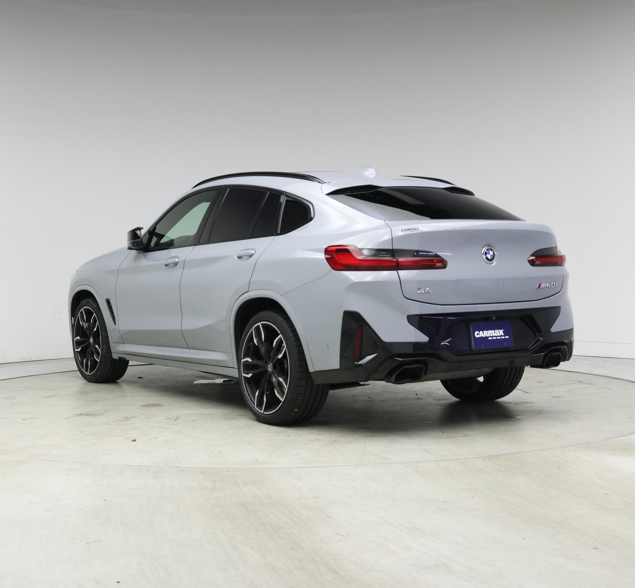 Thumbnail: 2022 BMW X4 - 2